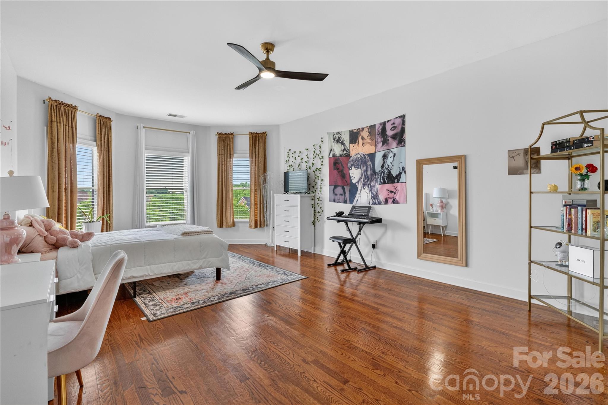 14136 Shaw Drive — Huntersville