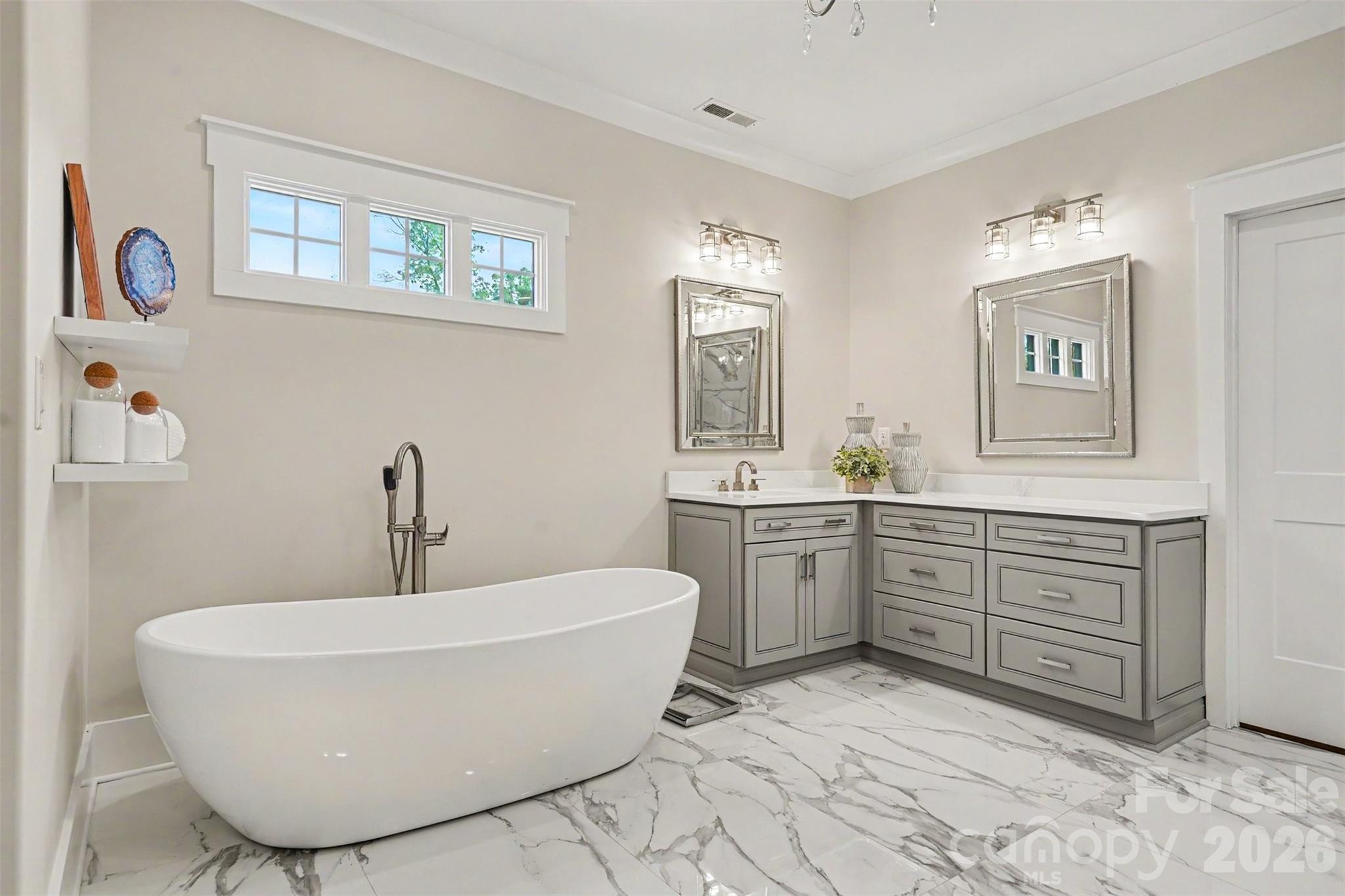 1023 Piney Drive — Monroe