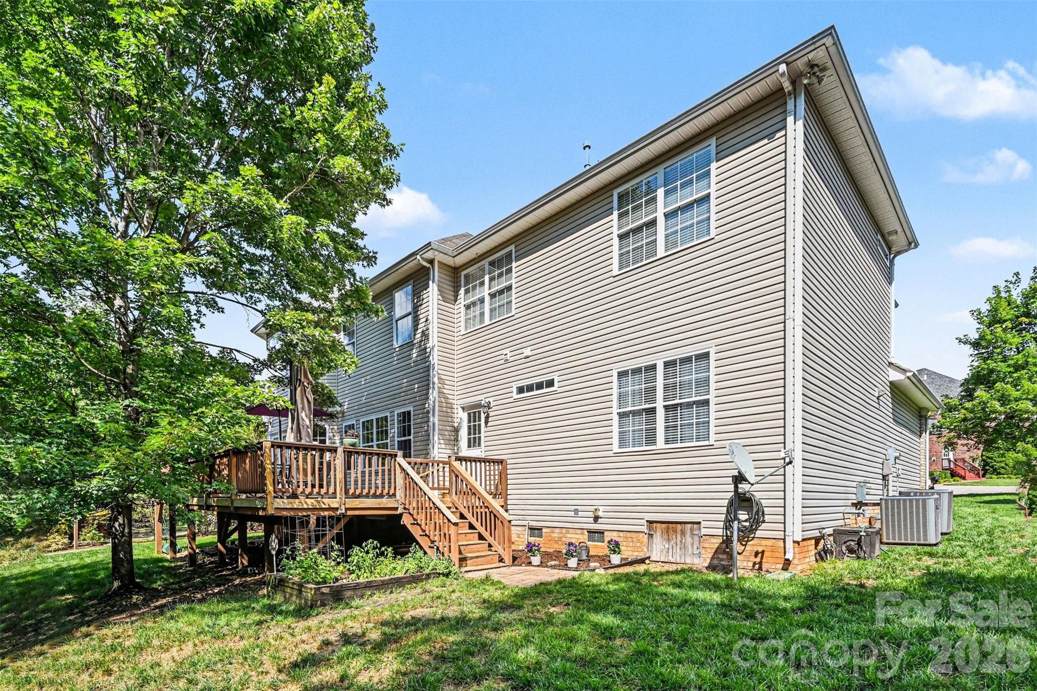 3124 Grandeur Road — Charlotte