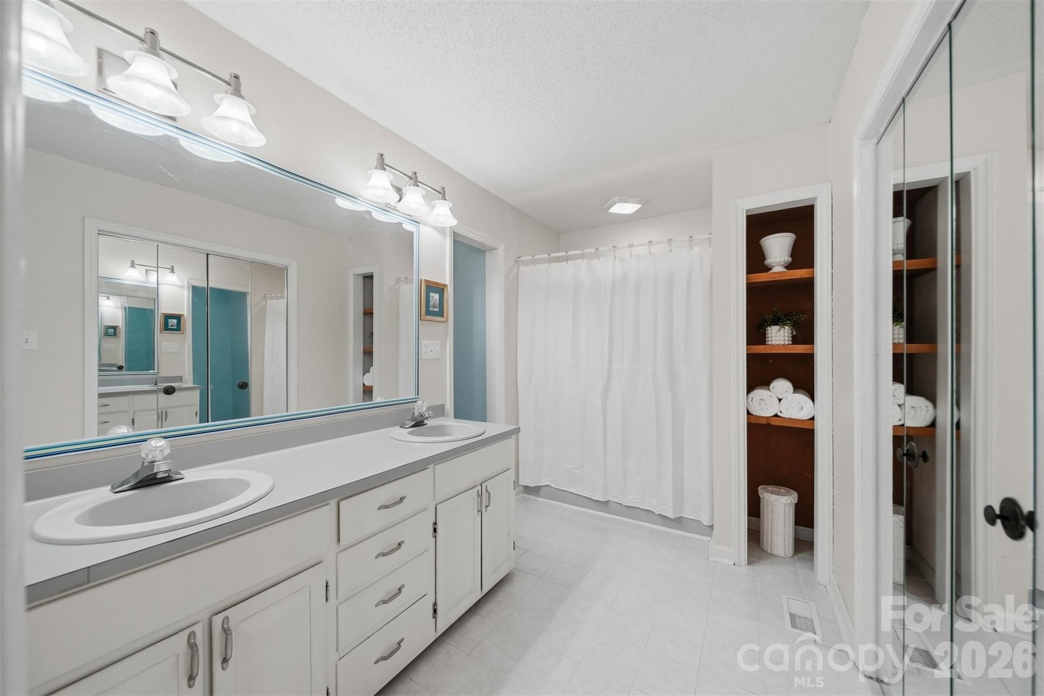 140 Williams Cove Lane — Taylorsville