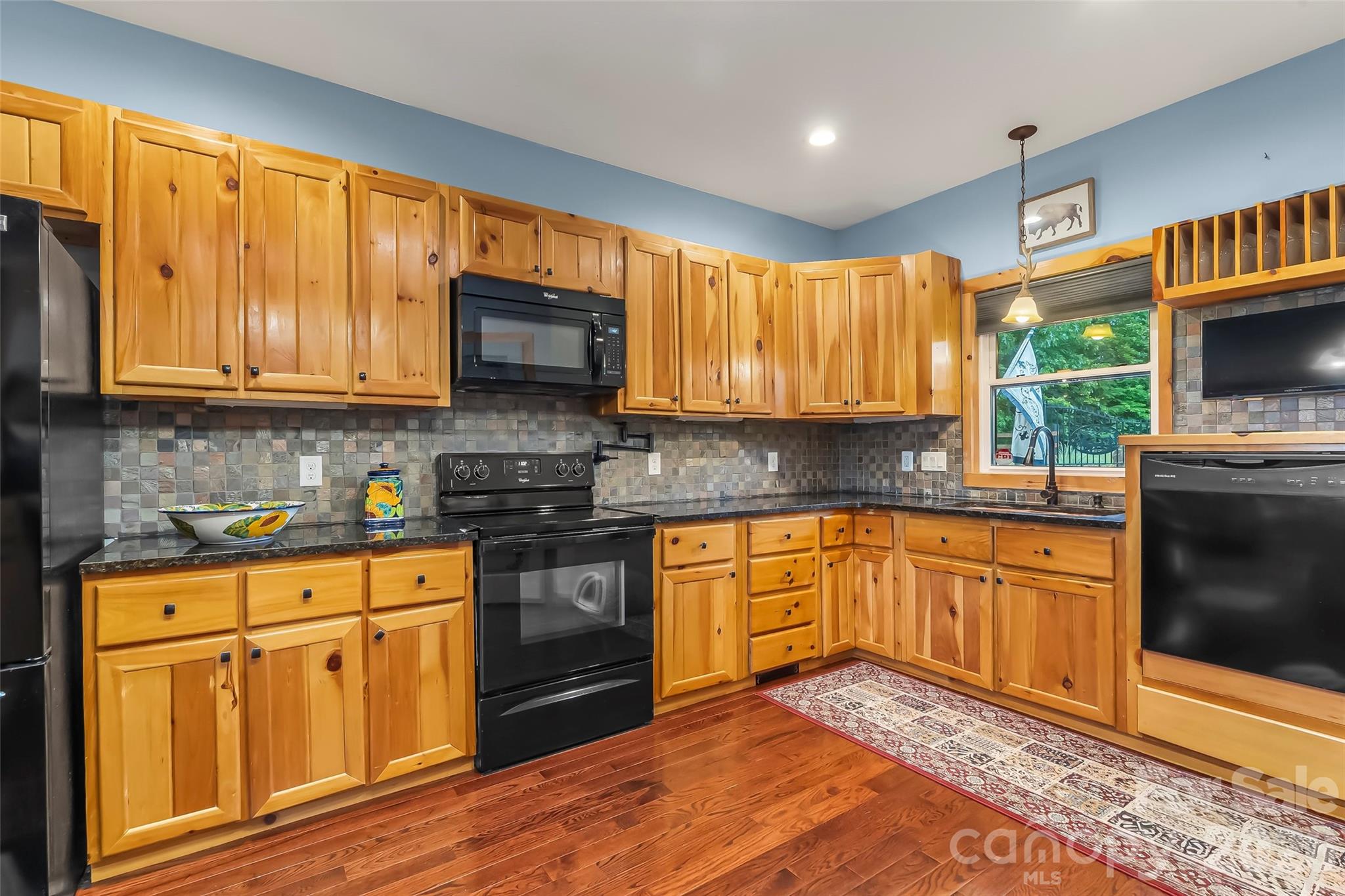 162 N Star Drive — Union Mills