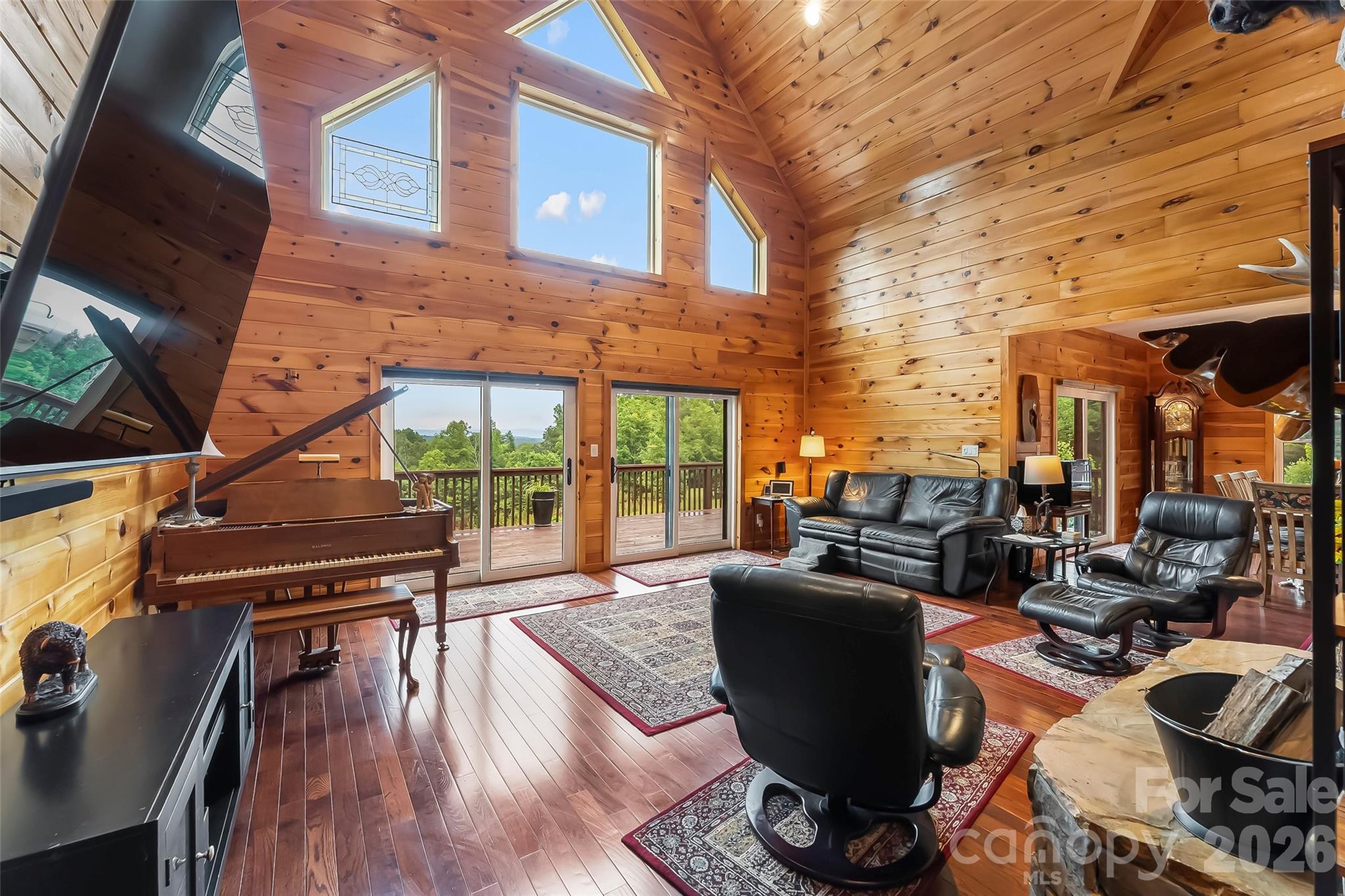 162 N Star Drive — Union Mills