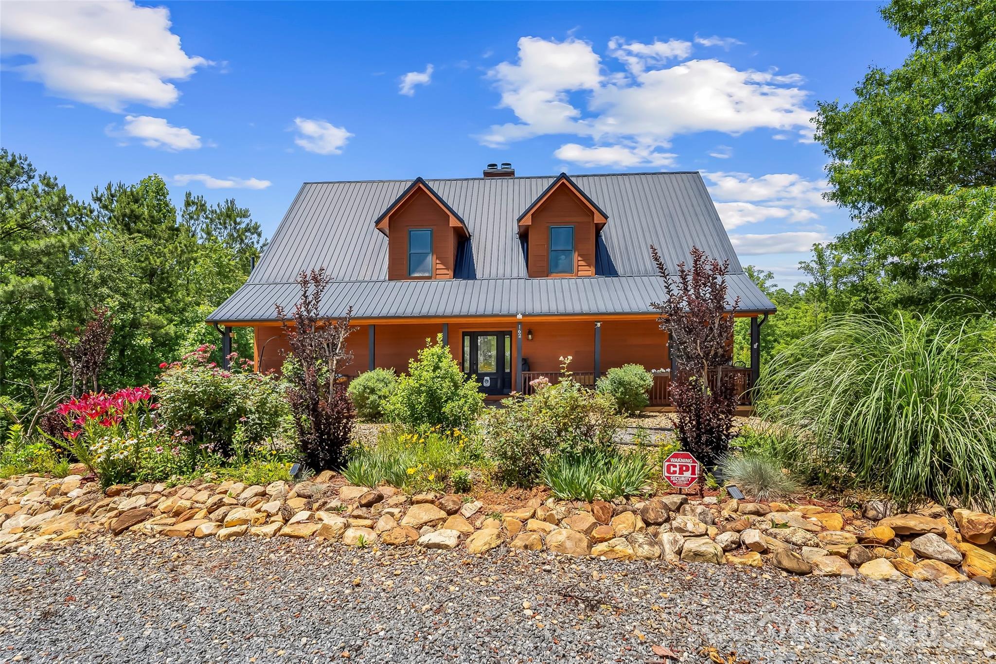 162 N Star Drive — Union Mills