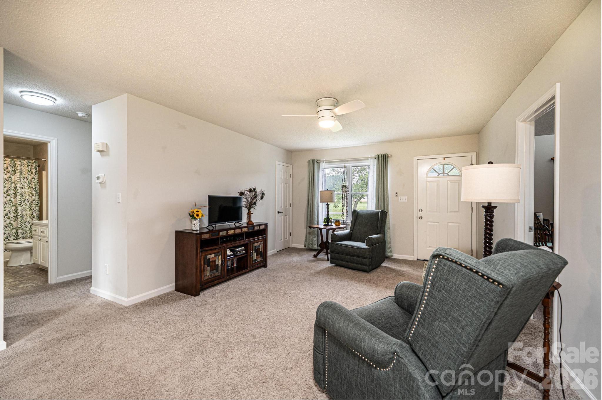 495 Drumstand Road — Stony Point