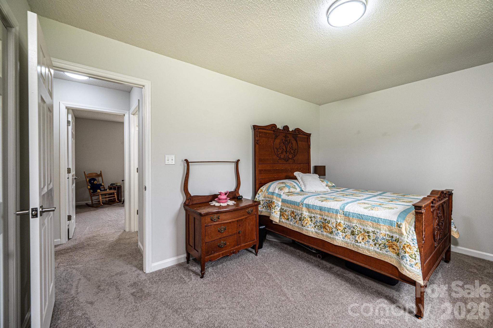 495 Drumstand Road — Stony Point