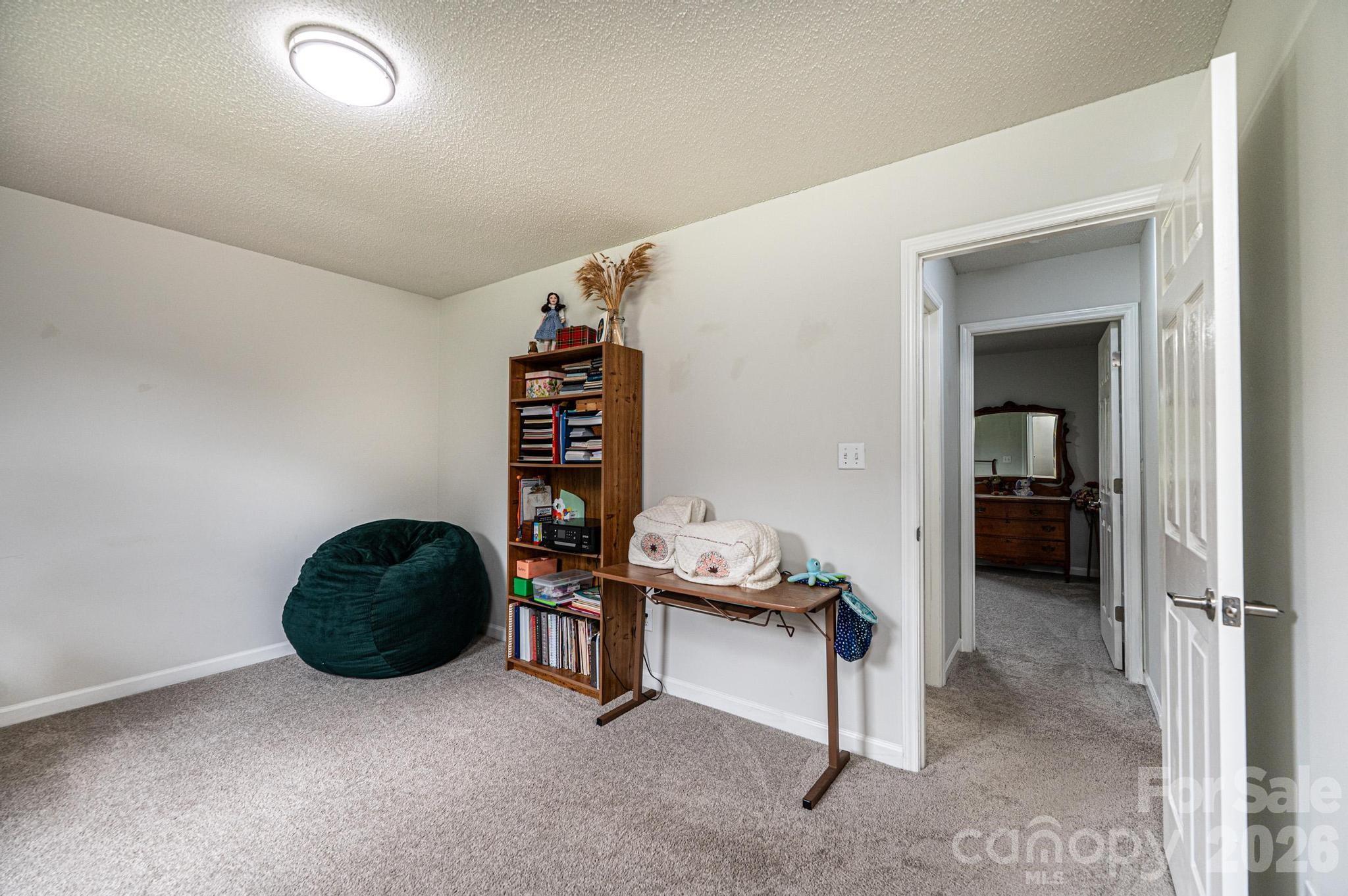 495 Drumstand Road — Stony Point