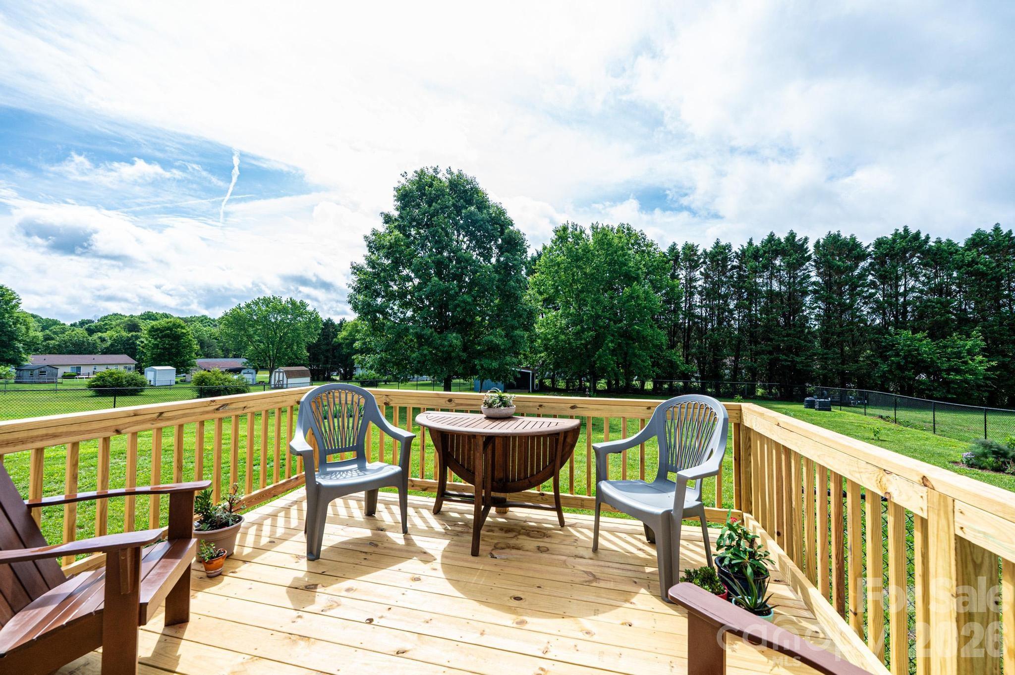 495 Drumstand Road — Stony Point