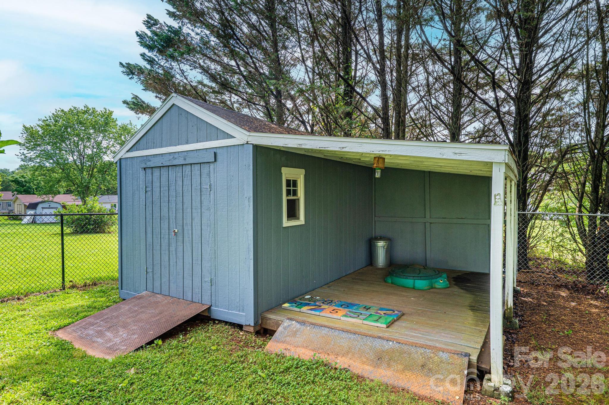 495 Drumstand Road — Stony Point