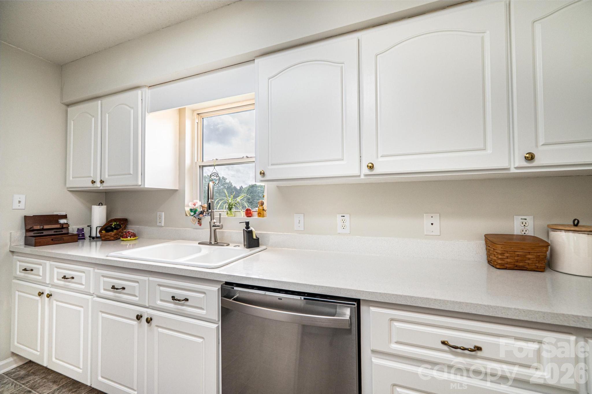 495 Drumstand Road — Stony Point
