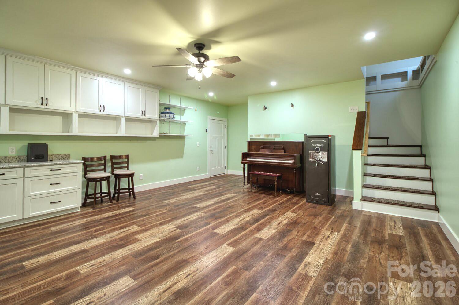 749 Hearthstone Drive — Union Mills