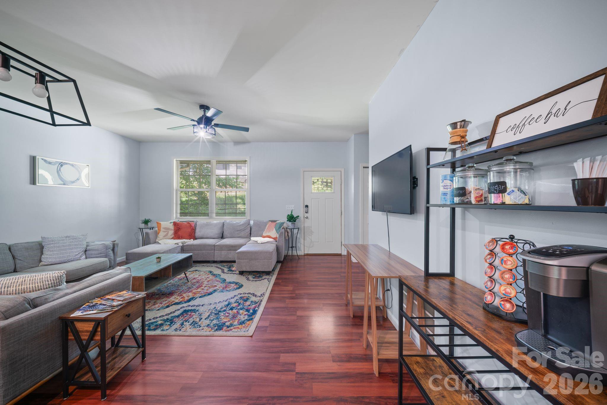 7 Apple Lane — Asheville