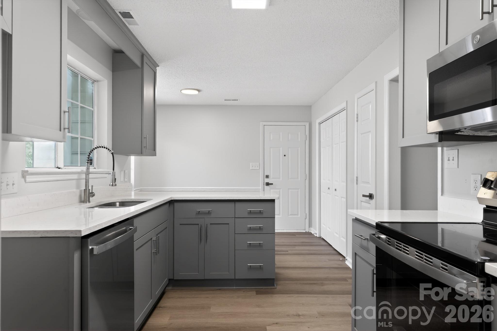 1545 Bear Mountain Road — Charlotte