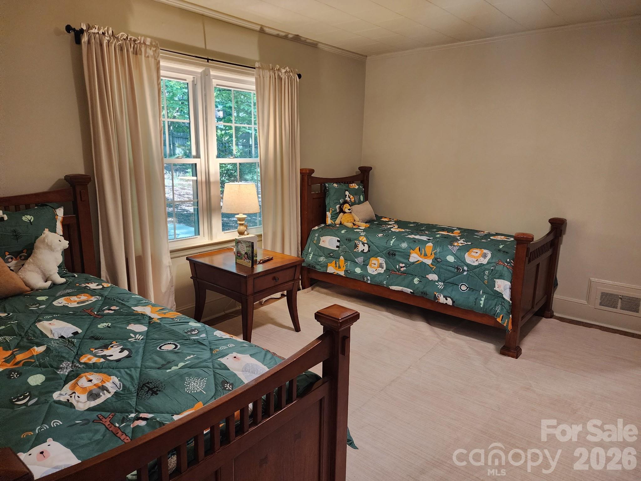 616 E Oakwood Avenue — Albemarle