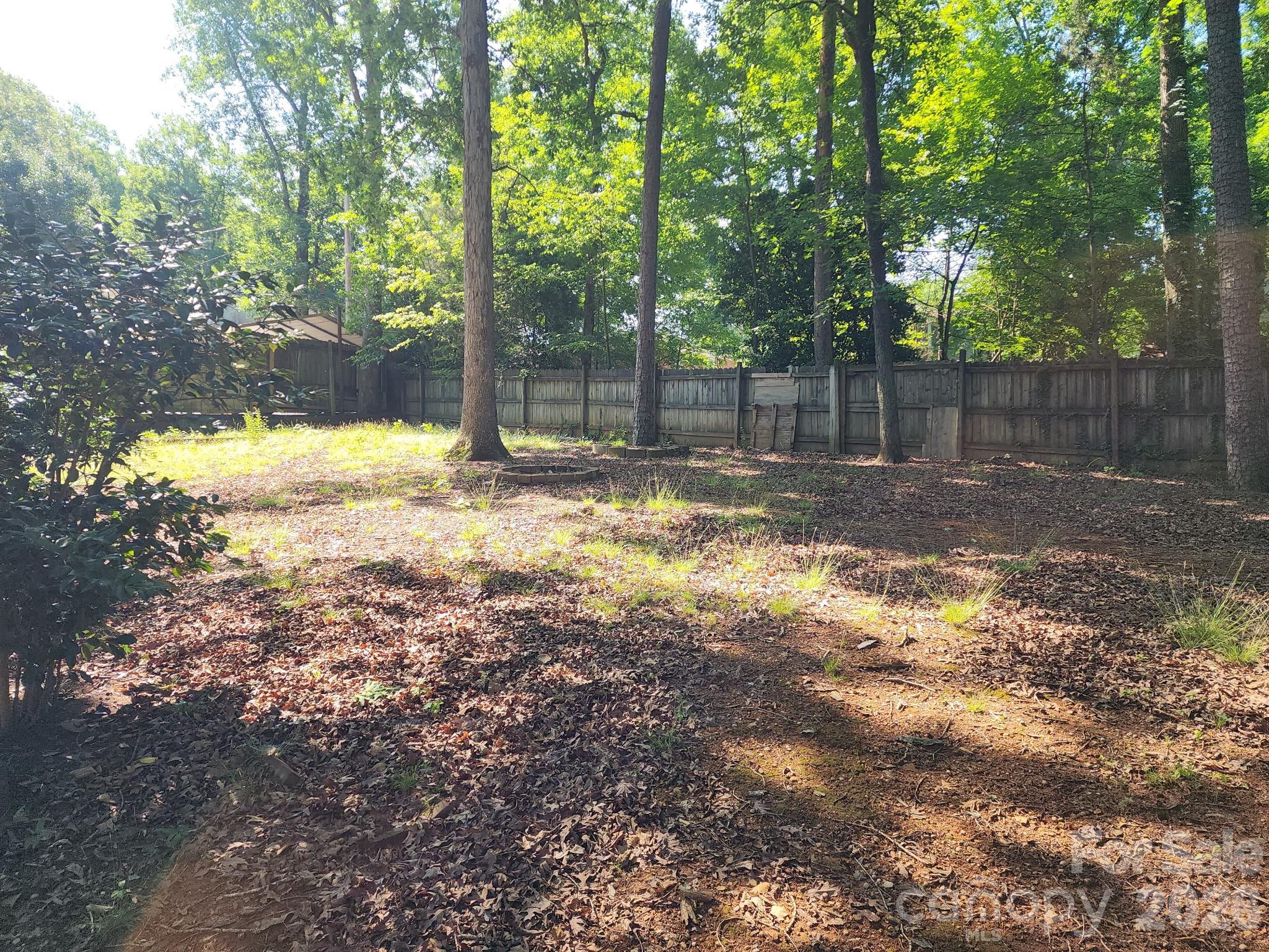 616 E Oakwood Avenue — Albemarle