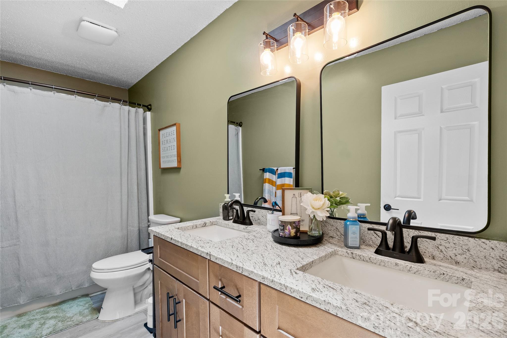 763 Bee Tree Road — Swannanoa