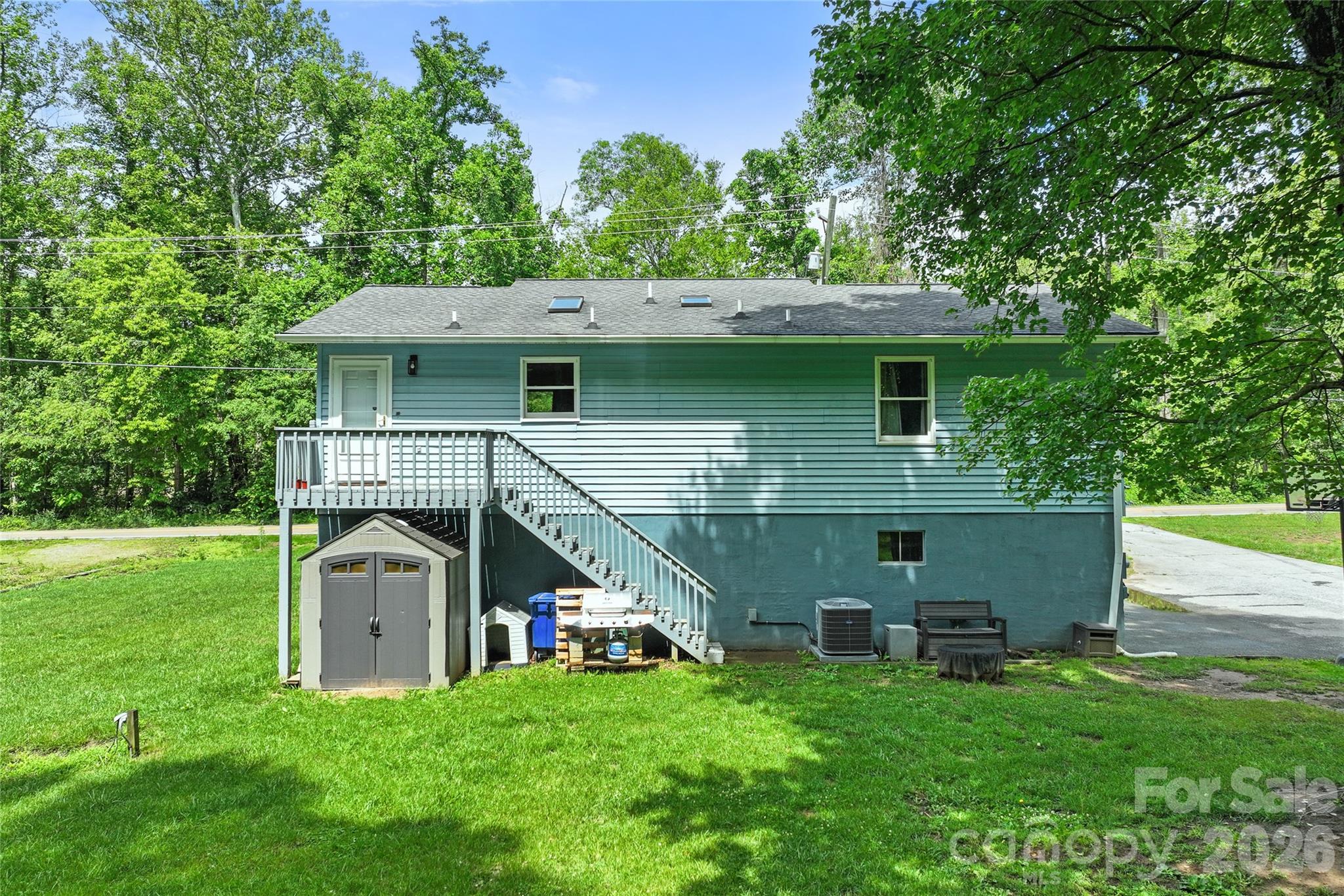 763 Bee Tree Road — Swannanoa