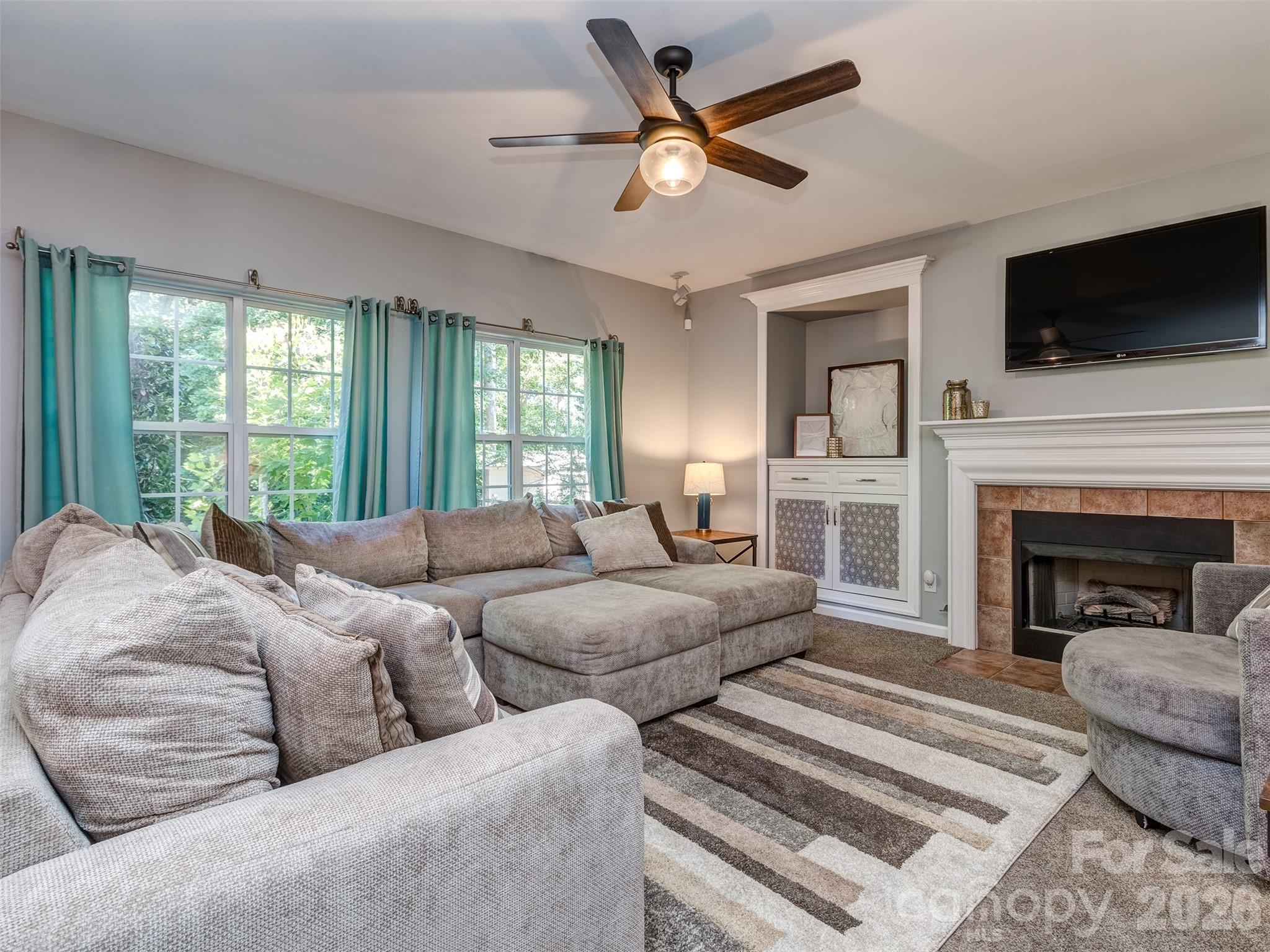 8385 Bampton Drive — Concord