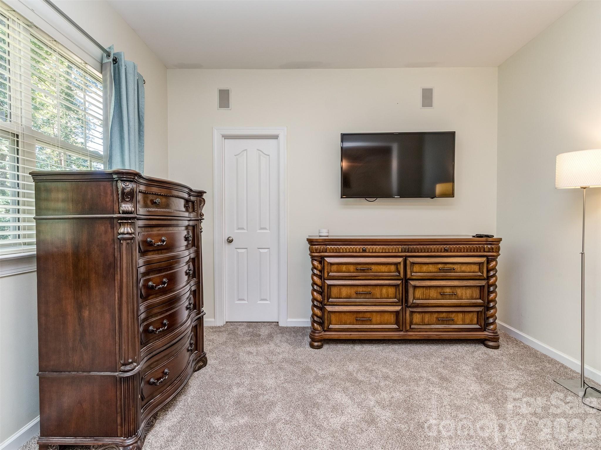 8385 Bampton Drive — Concord