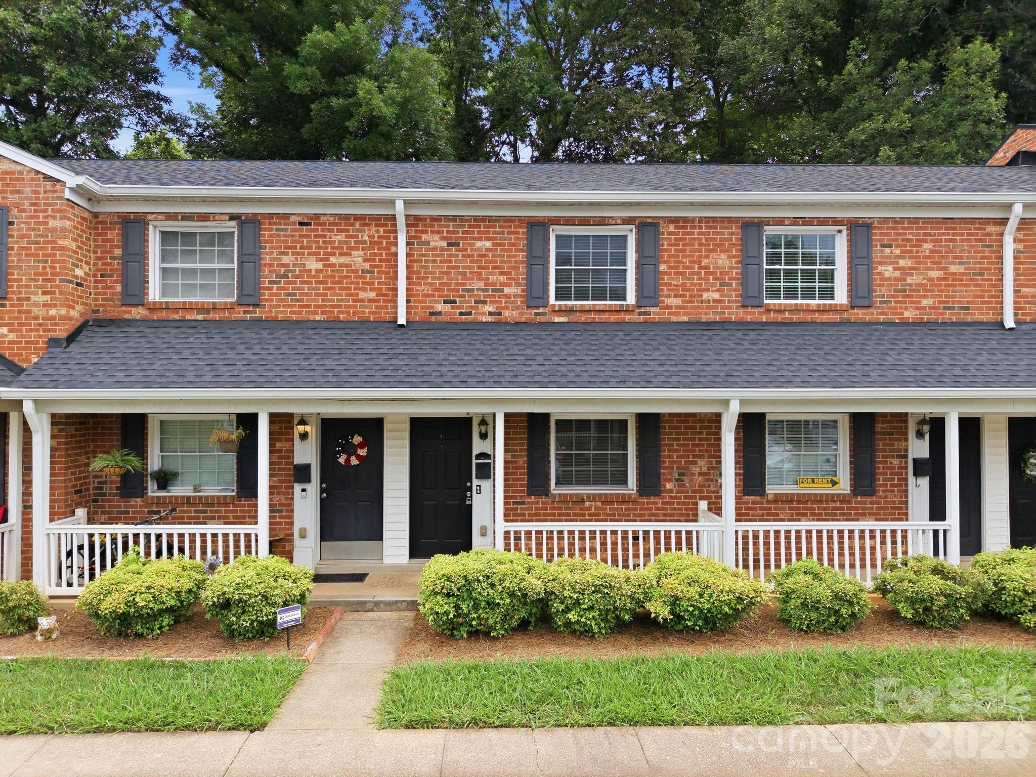 1215 Green Oaks Lane #I — Charlotte