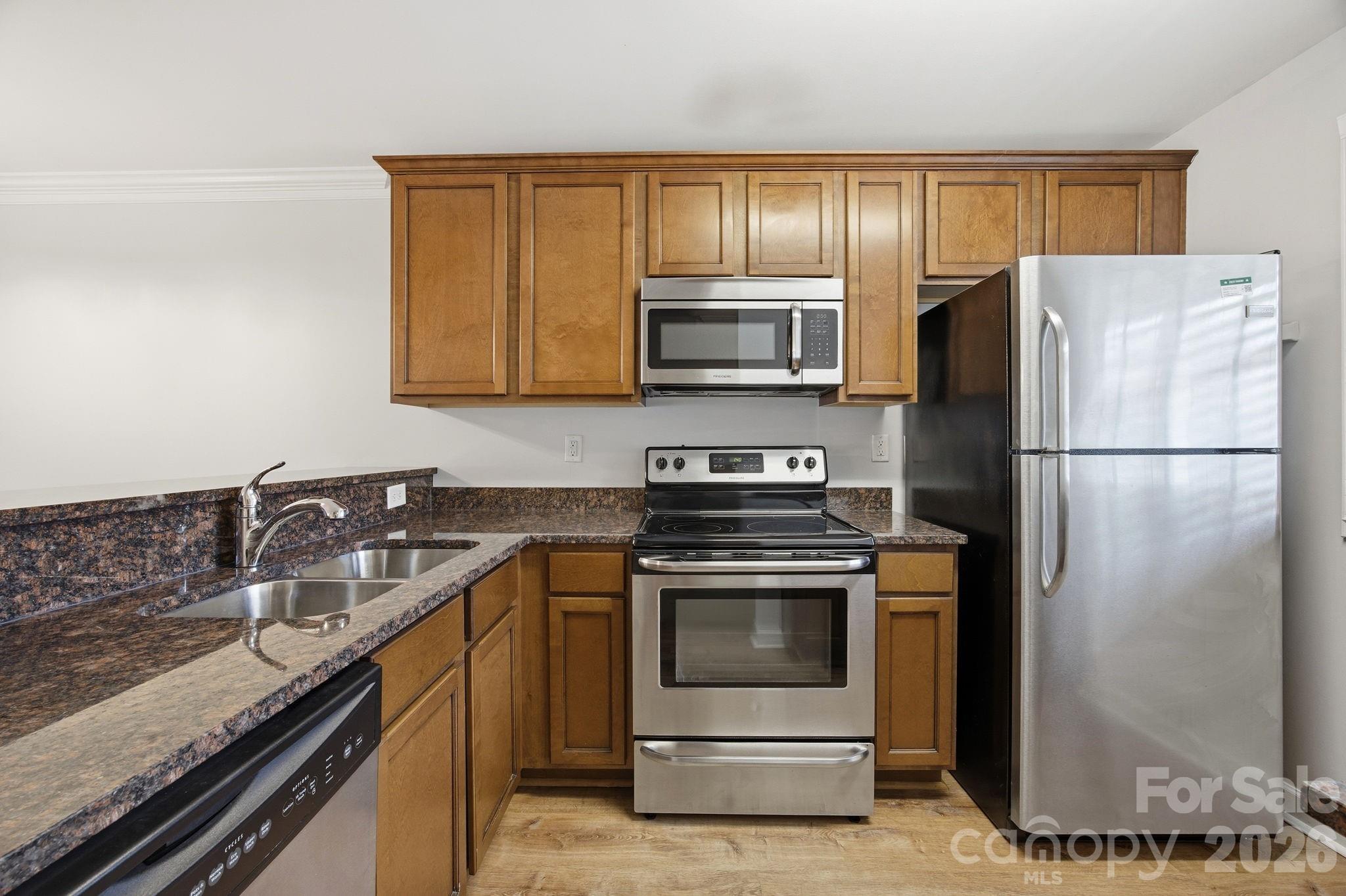 1215 Green Oaks Lane #I — Charlotte