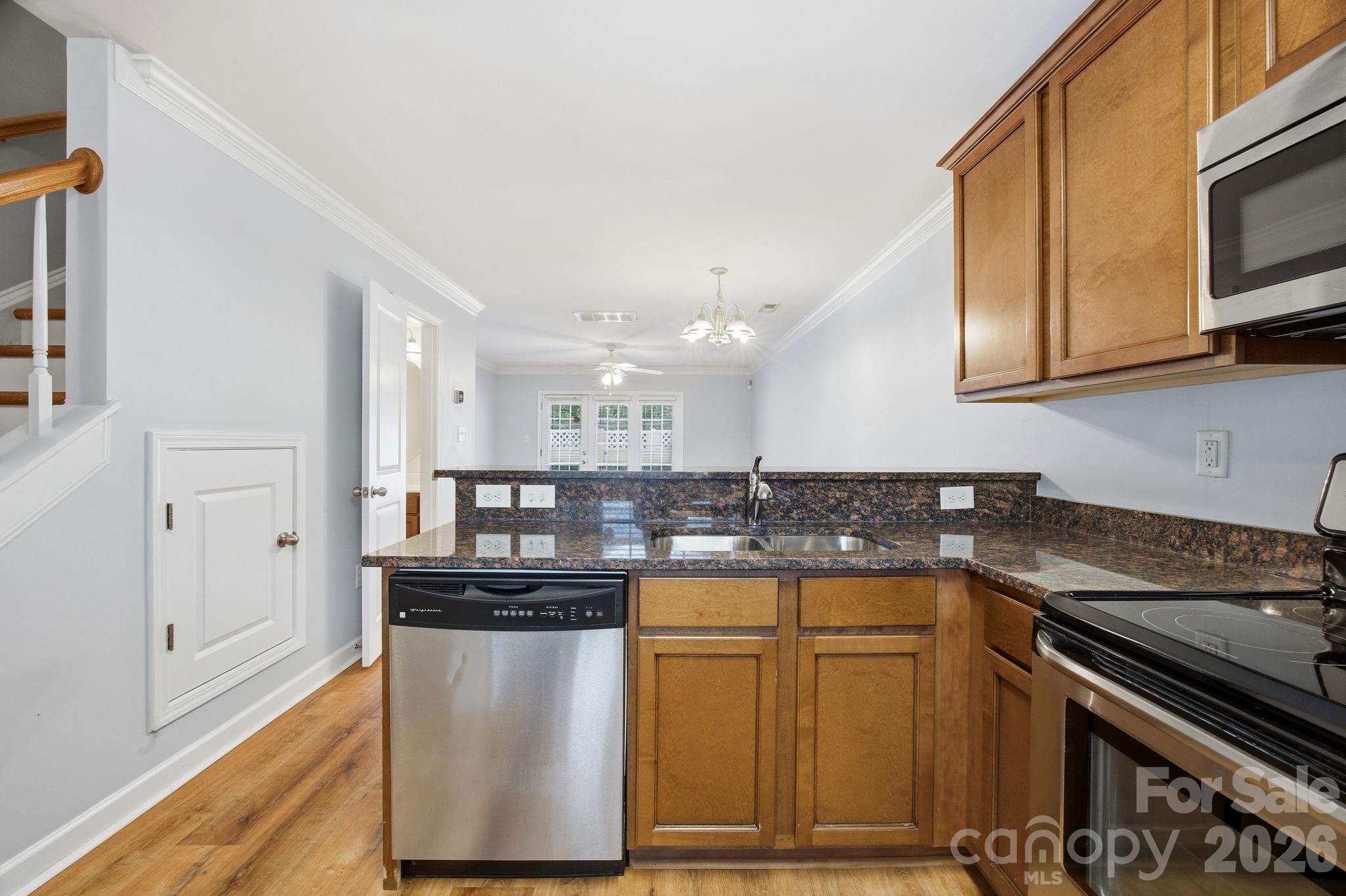 1215 Green Oaks Lane #I — Charlotte