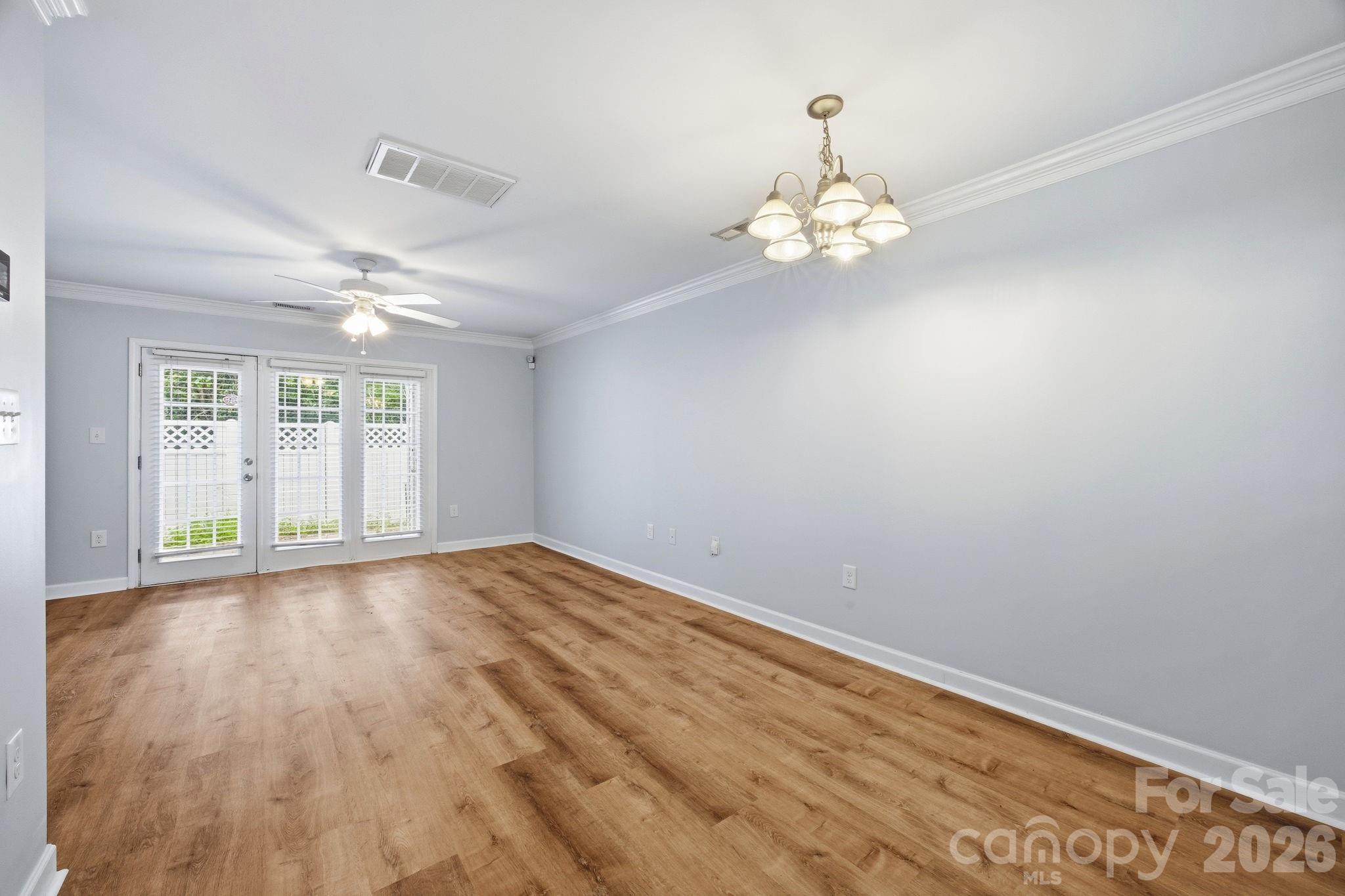 1215 Green Oaks Lane #I — Charlotte