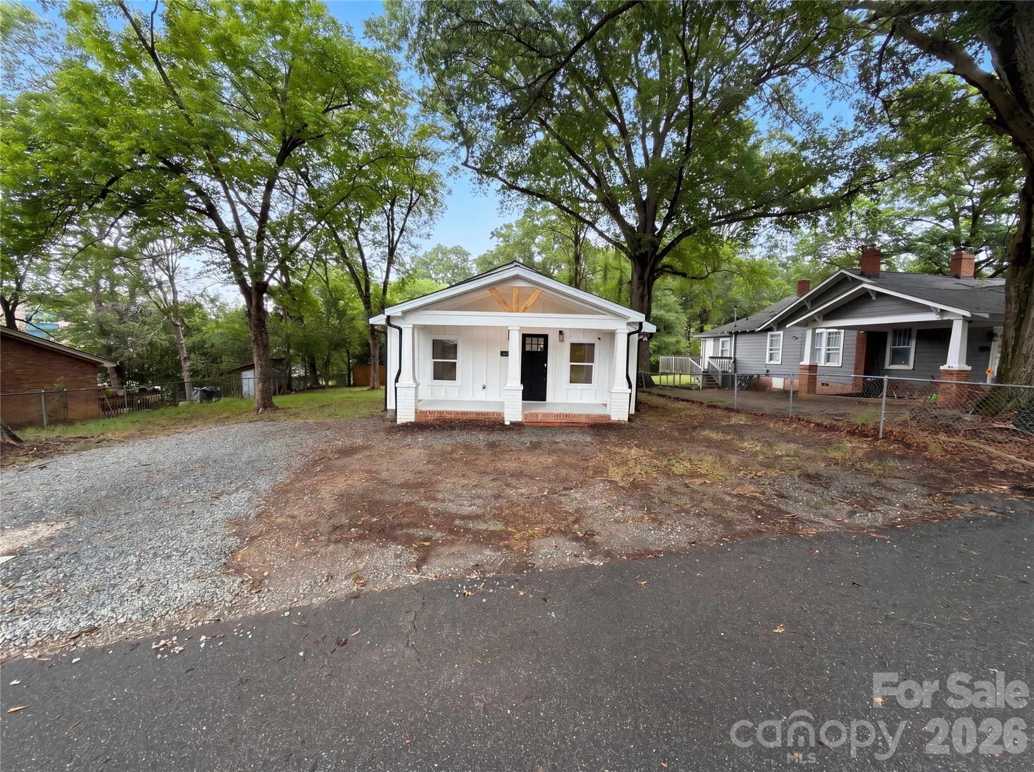1013 Elm Street — Monroe