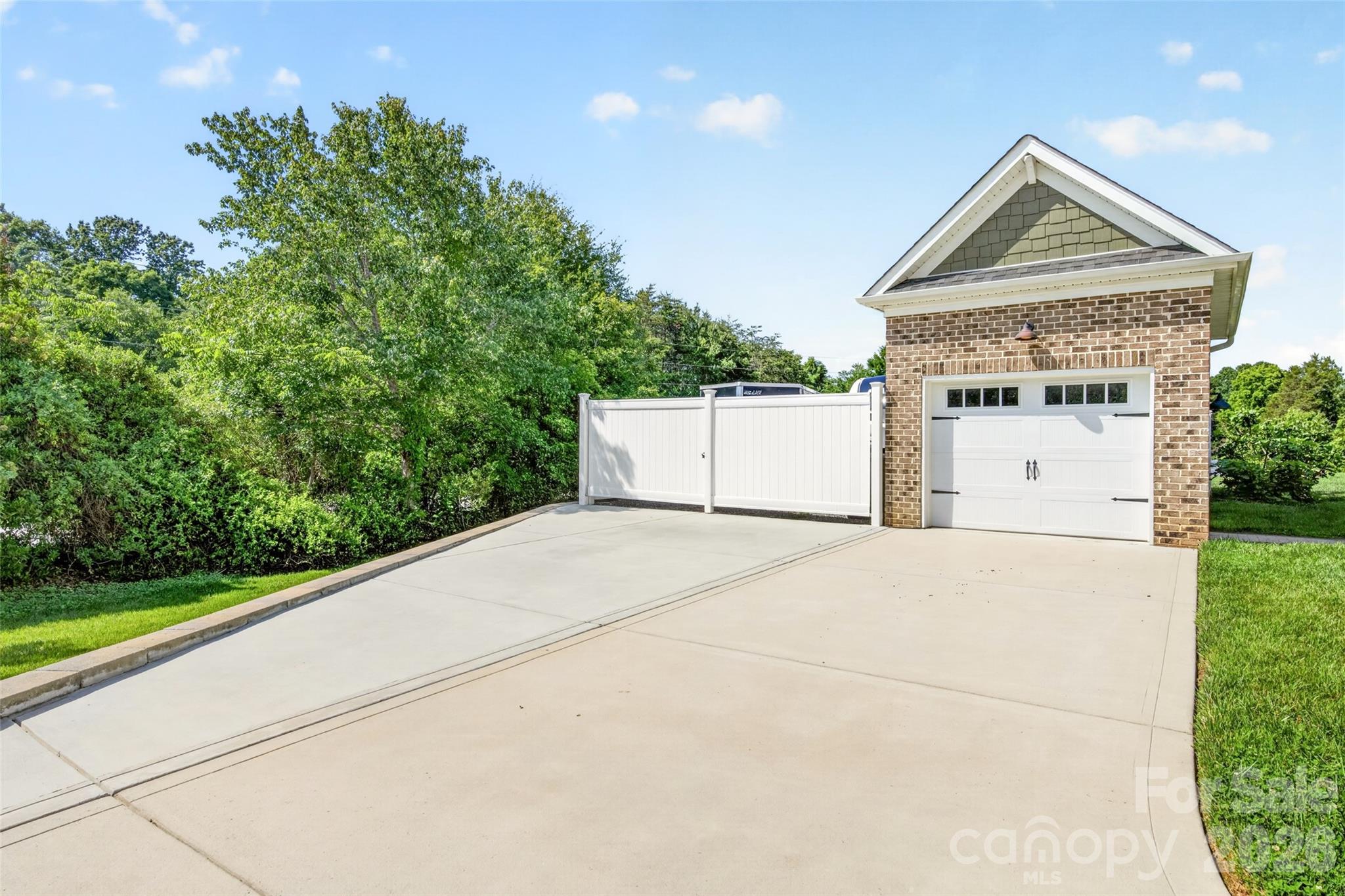 107 Buffalo Creek Drive — Statesville