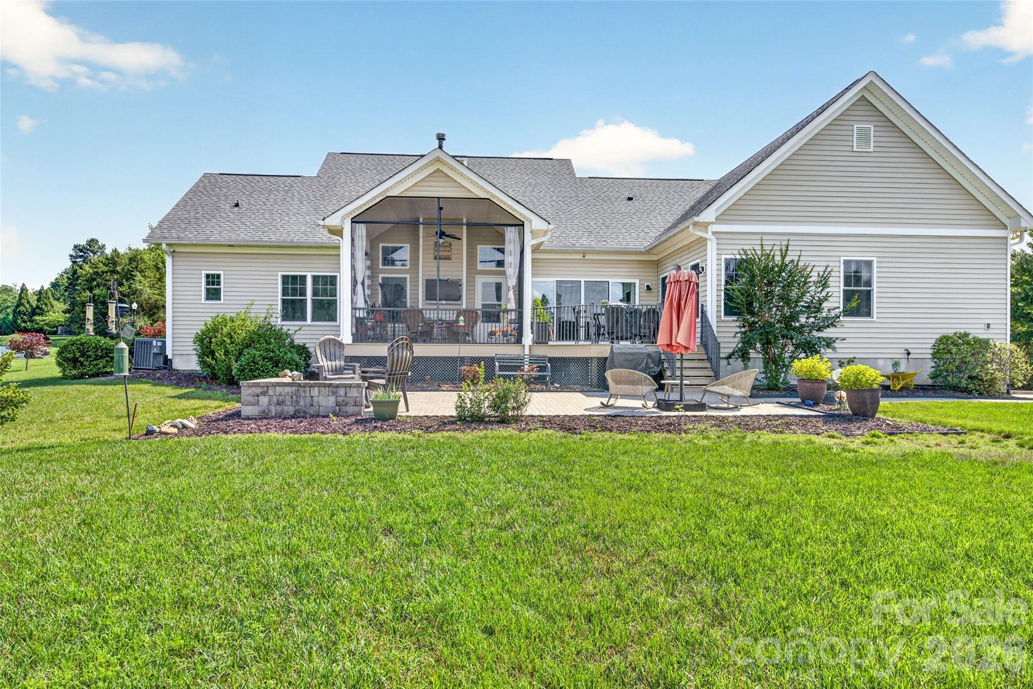 107 Buffalo Creek Drive — Statesville