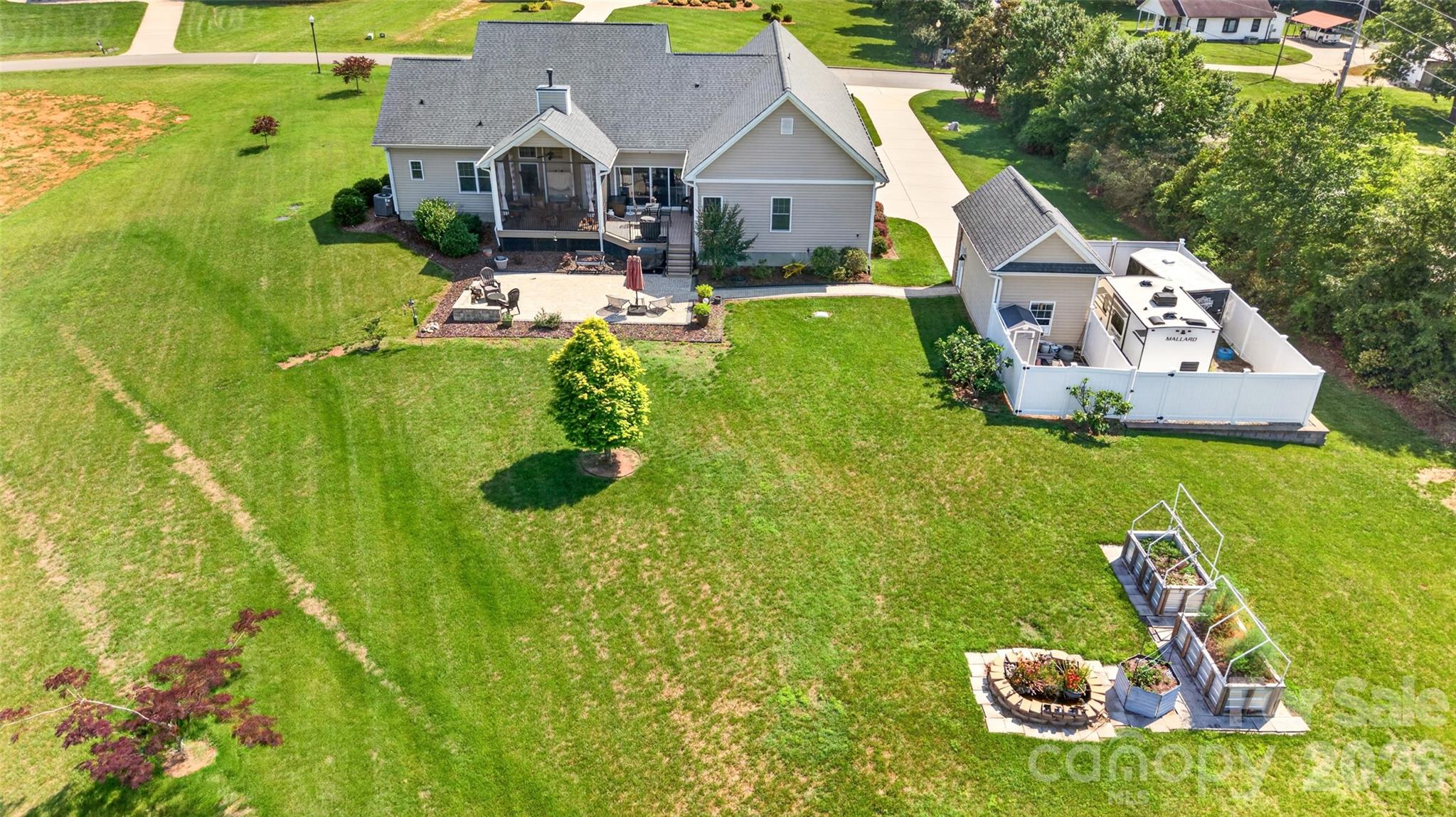 107 Buffalo Creek Drive — Statesville