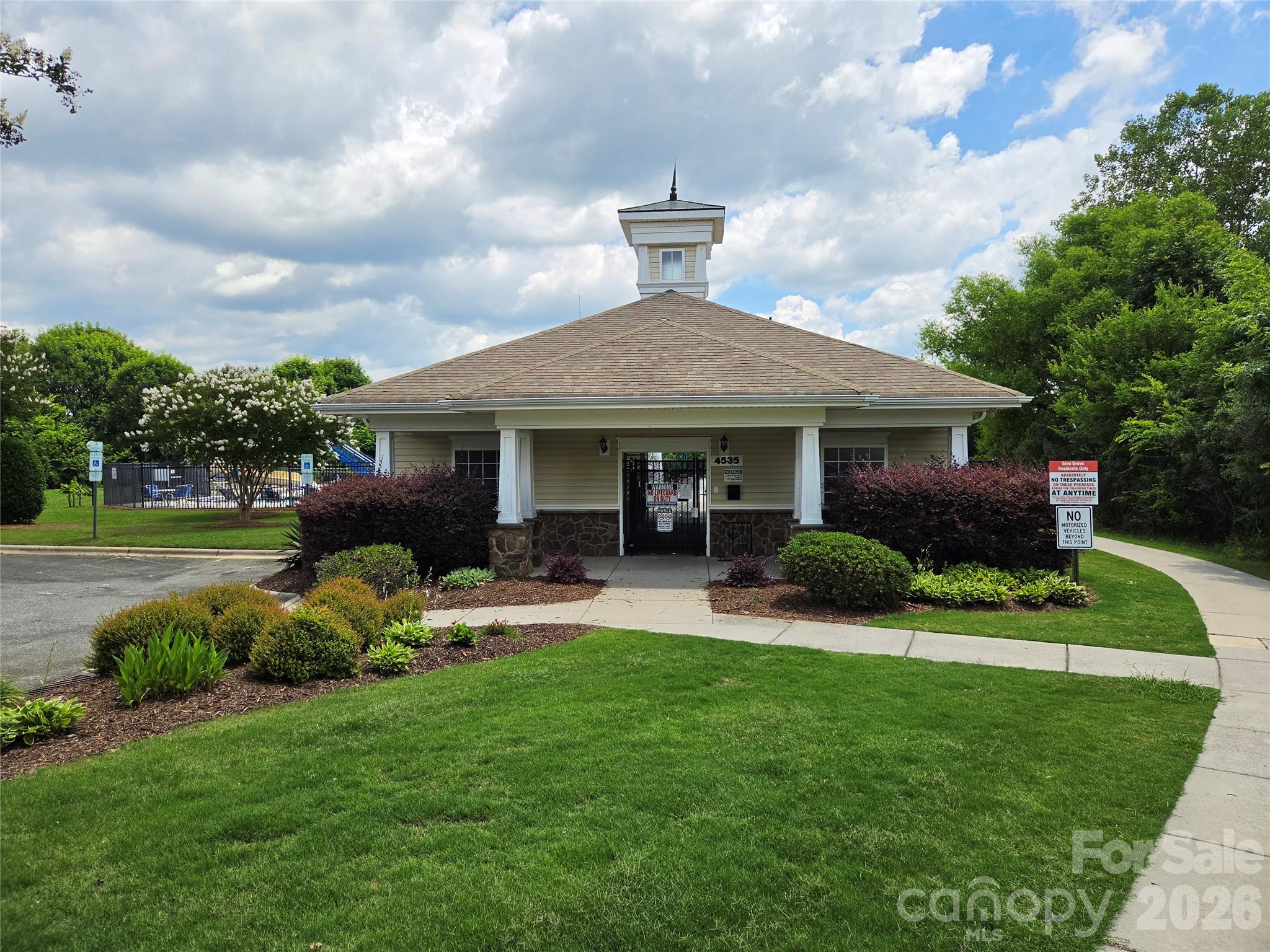 4625 Triumph Drive SW — Concord