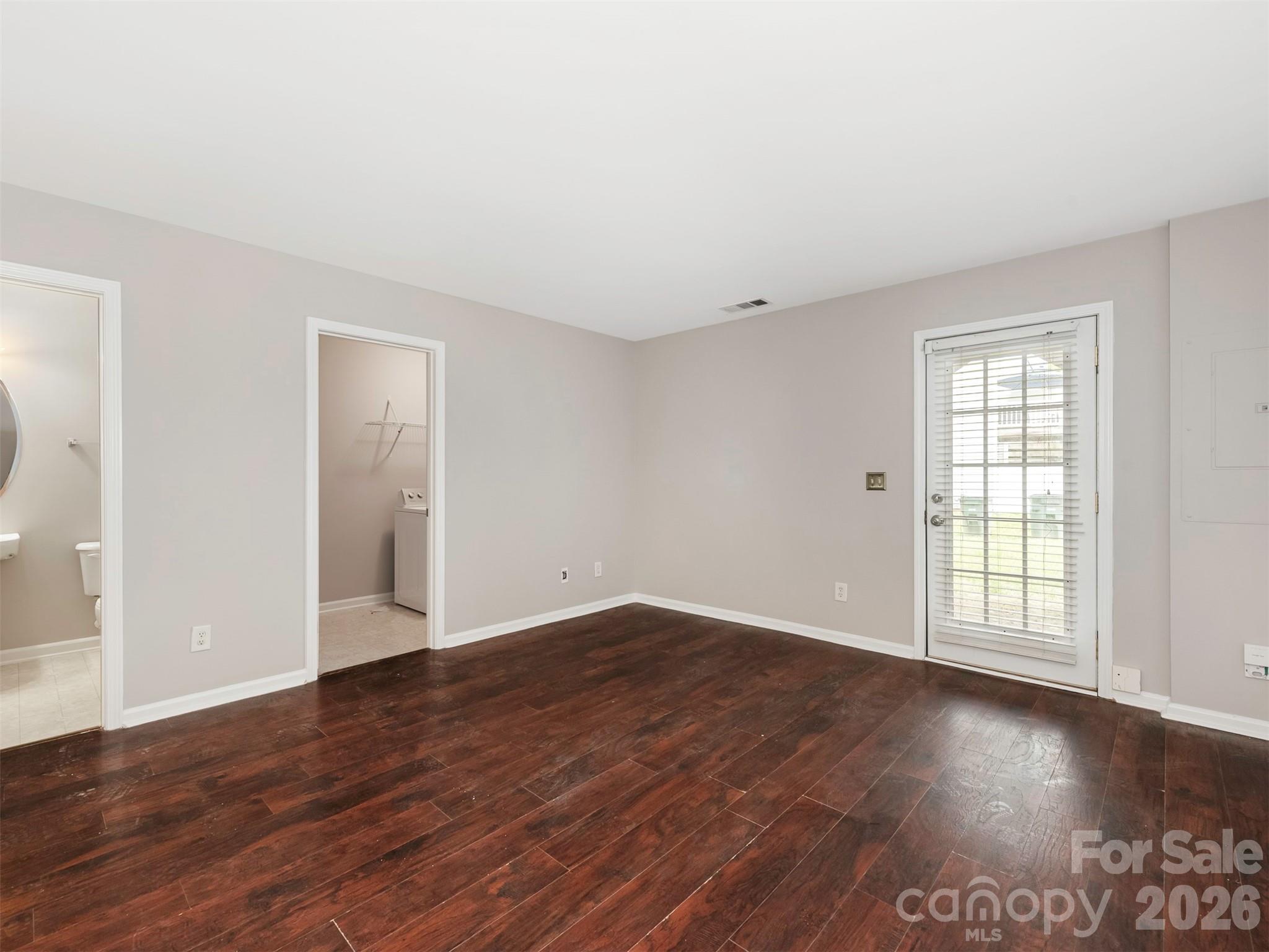 980 Tiger Lane — Charlotte