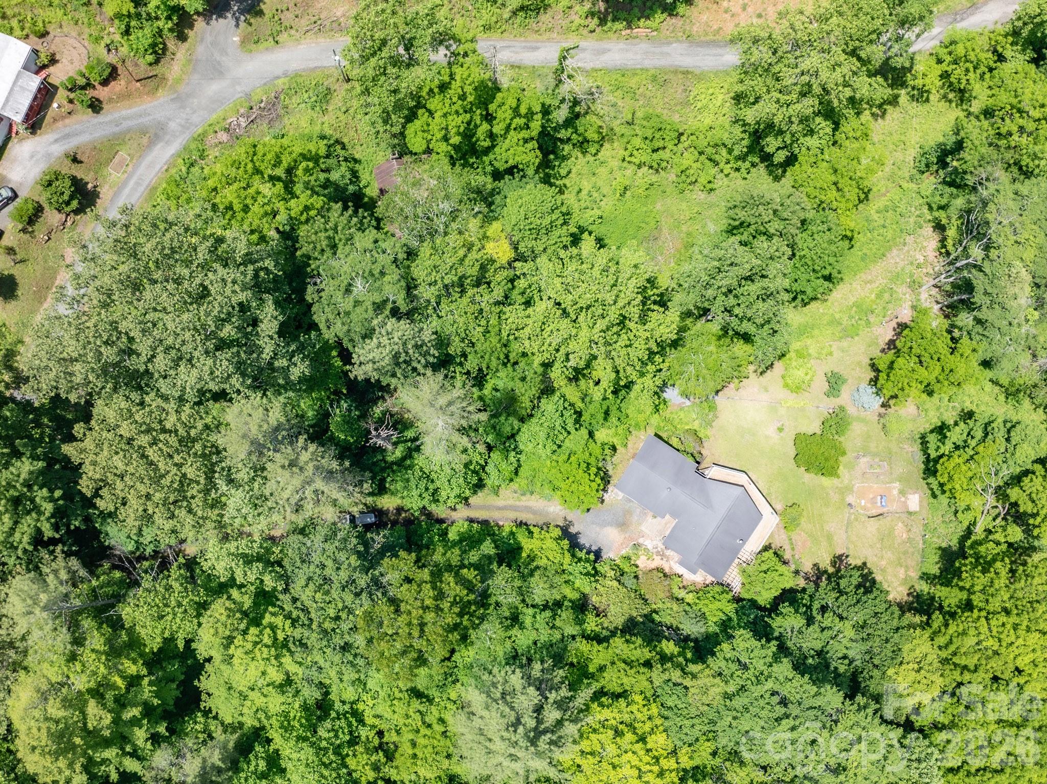 295 Richmond Road — Bakersville