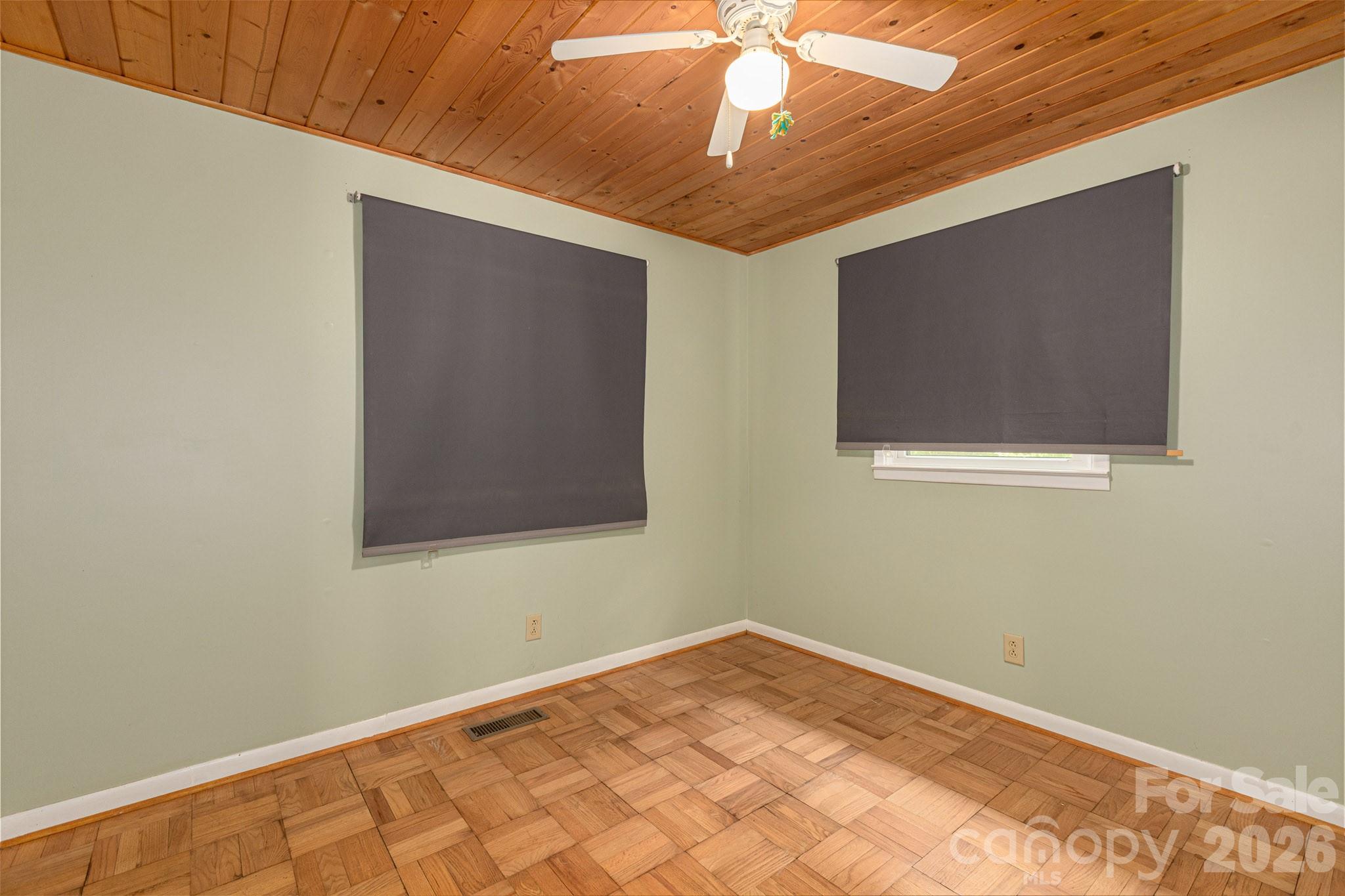295 Richmond Road — Bakersville
