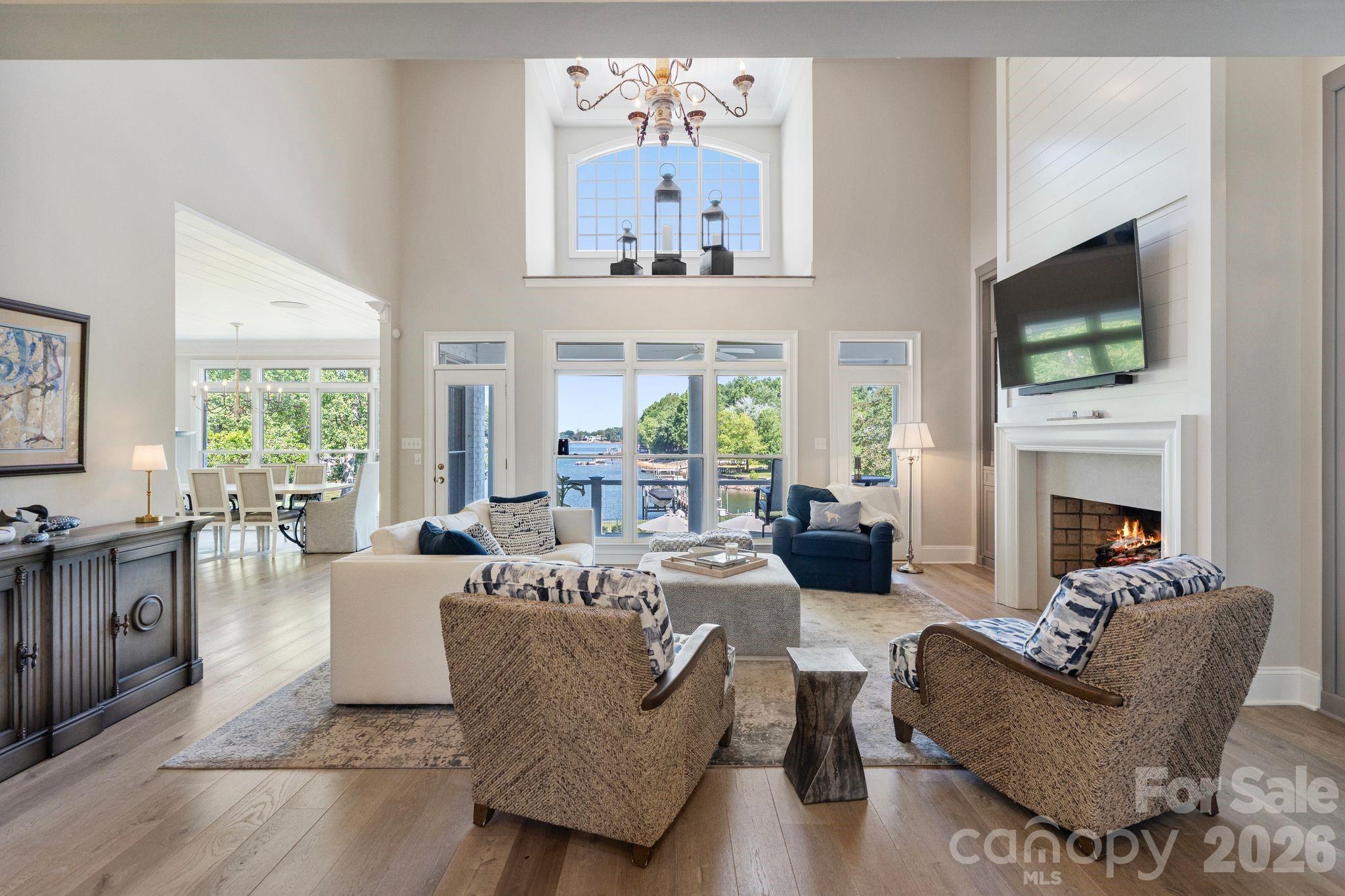 19300 Mary Ardrey Circle — Cornelius