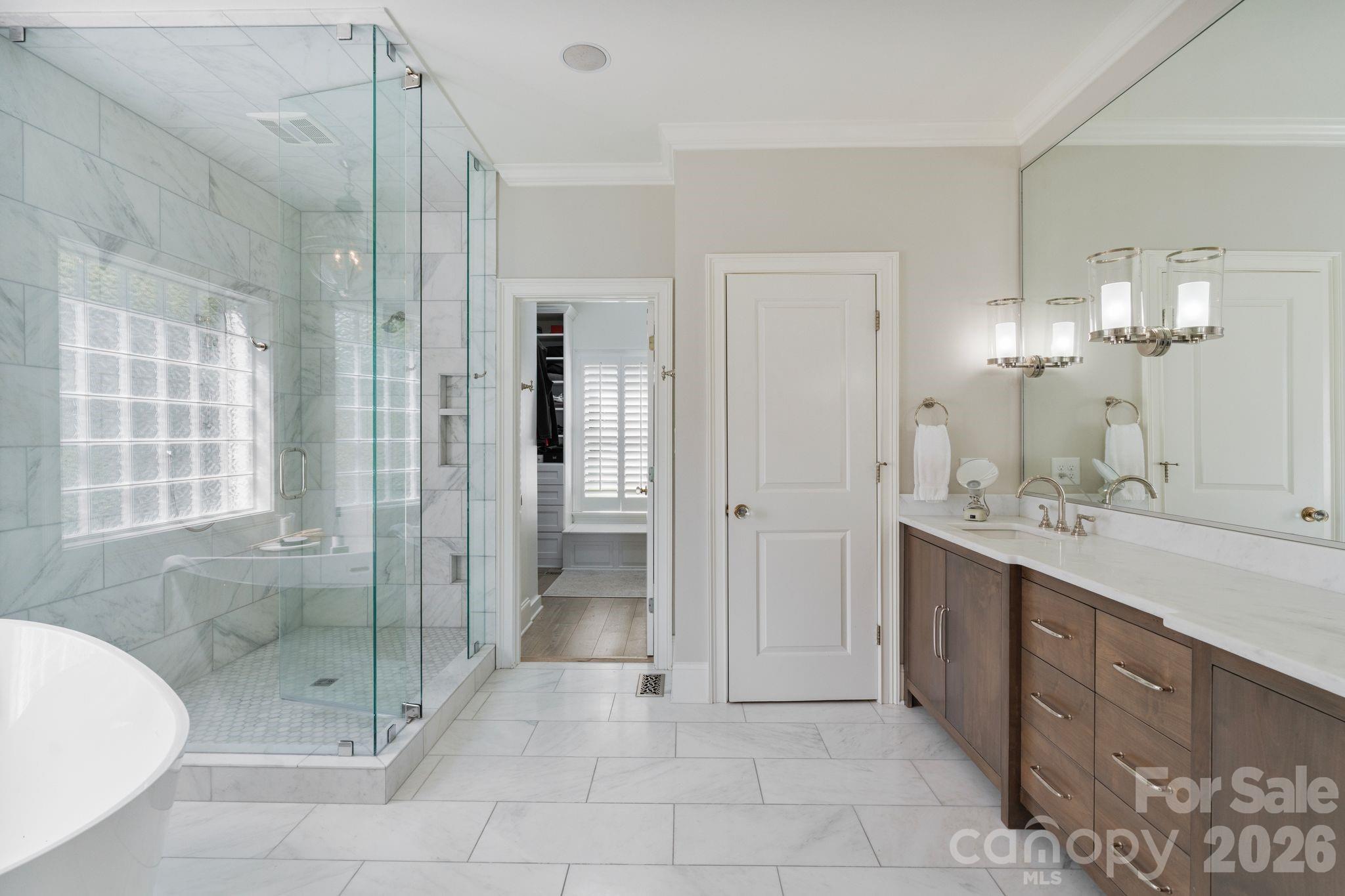 19300 Mary Ardrey Circle — Cornelius