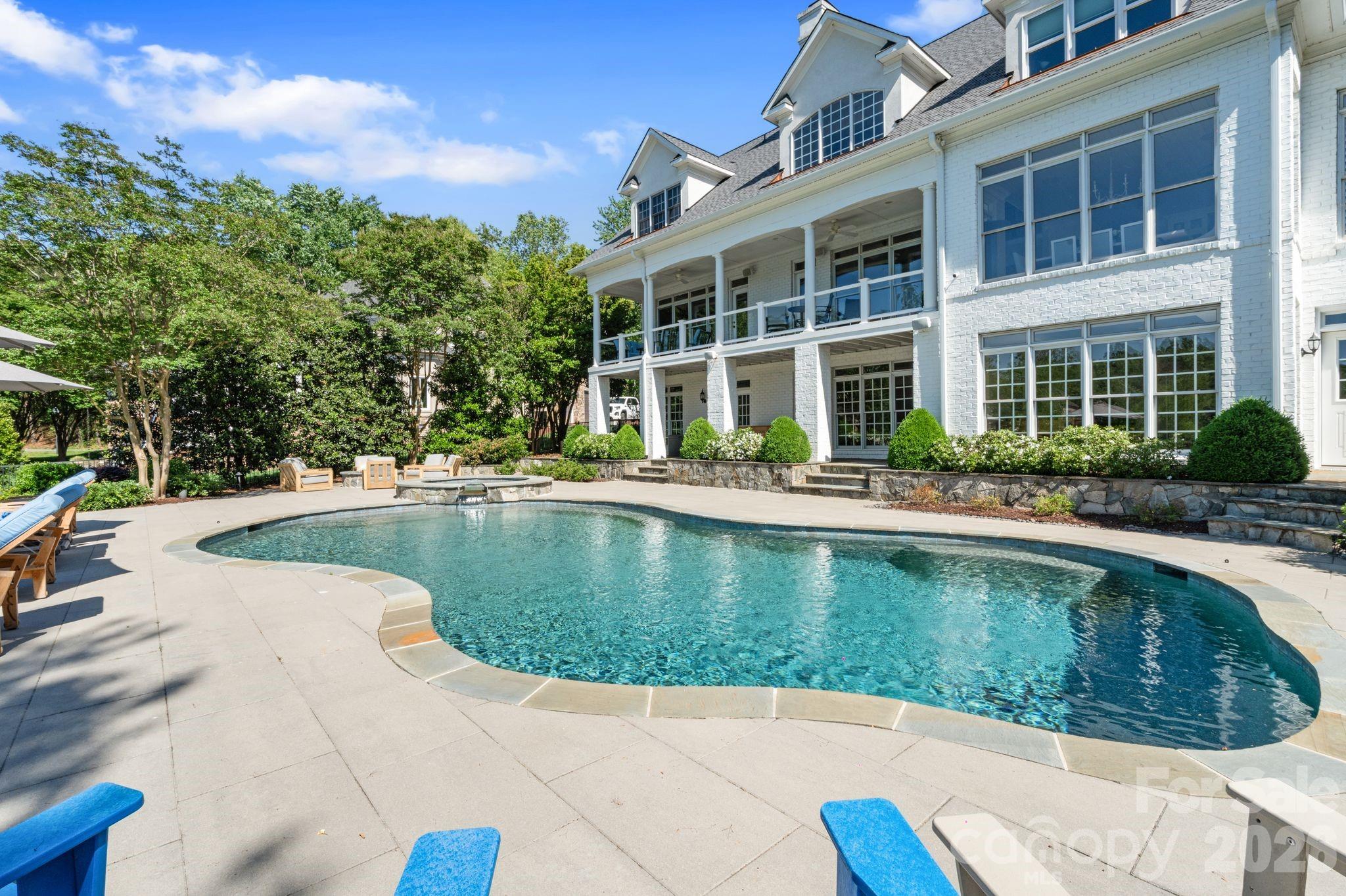 19300 Mary Ardrey Circle — Cornelius