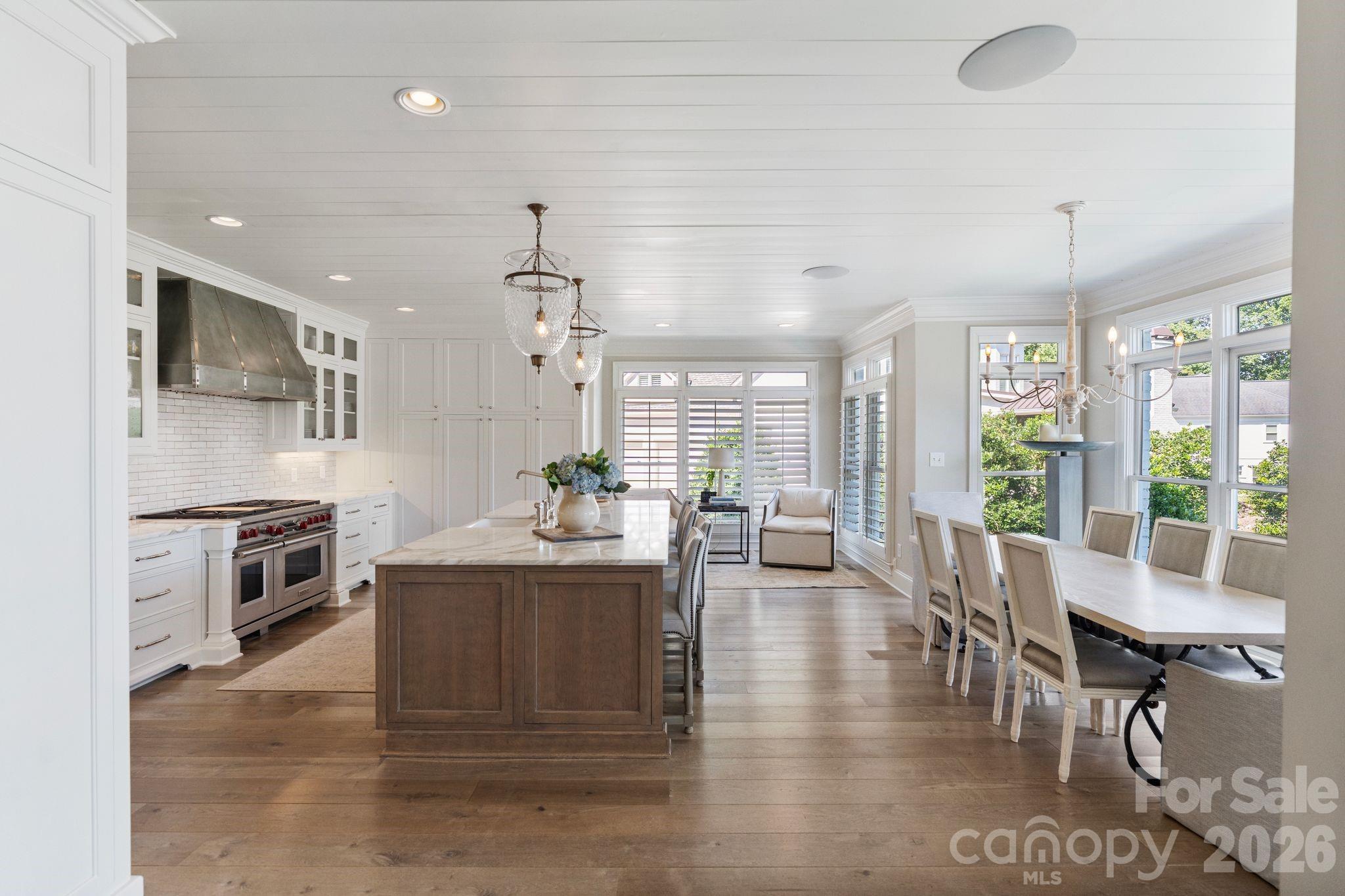 19300 Mary Ardrey Circle — Cornelius