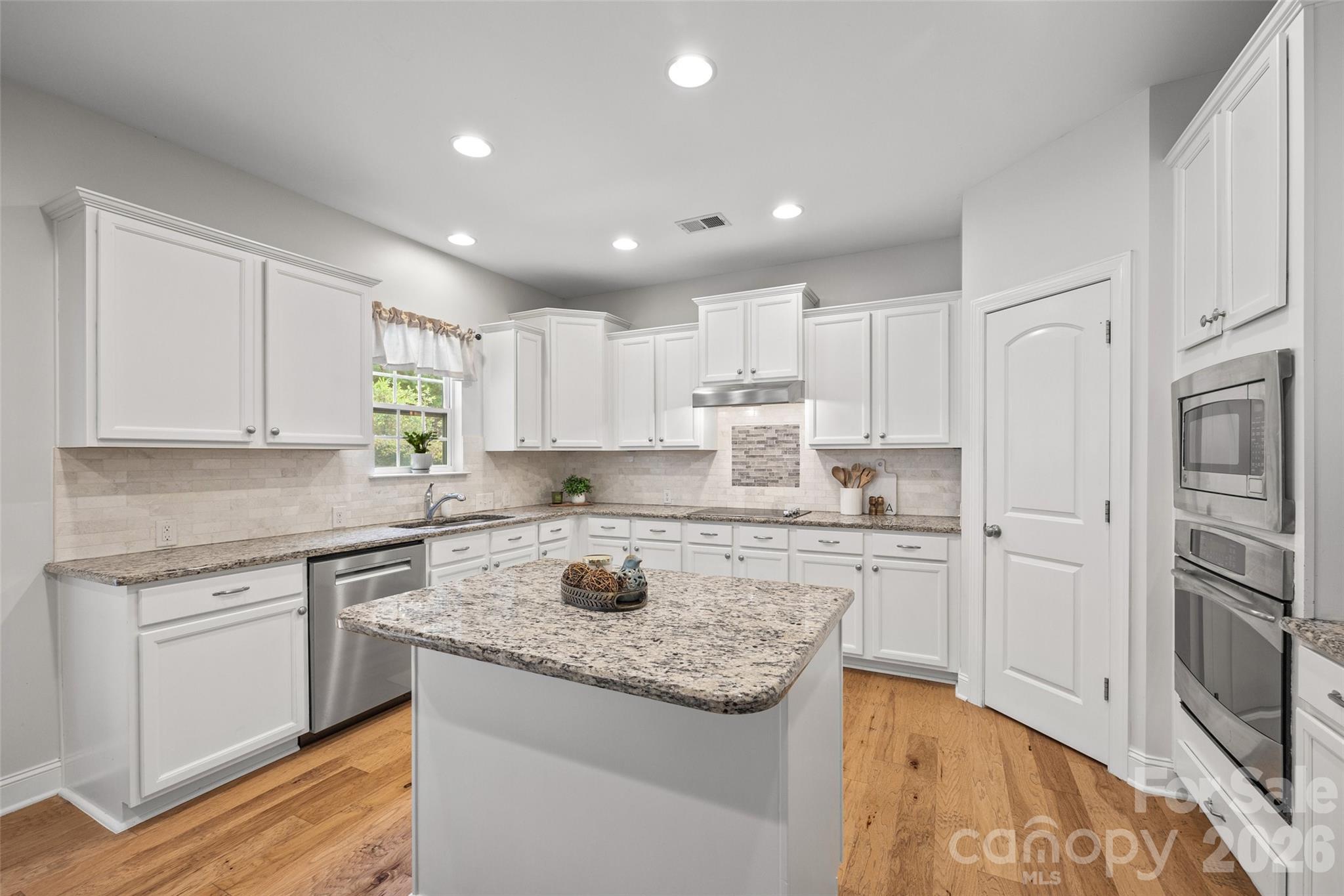 16846 Rudence Court — Charlotte