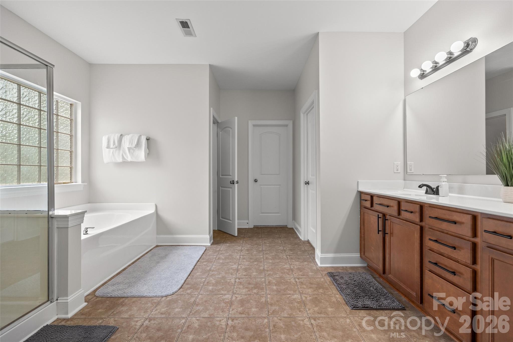 16846 Rudence Court — Charlotte