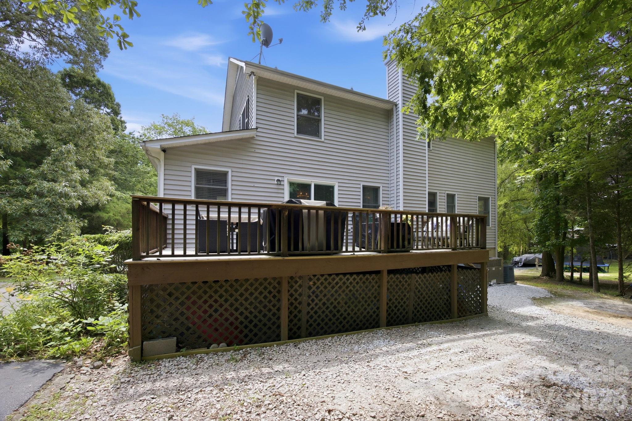 6375 Royal Pines Drive — Clover