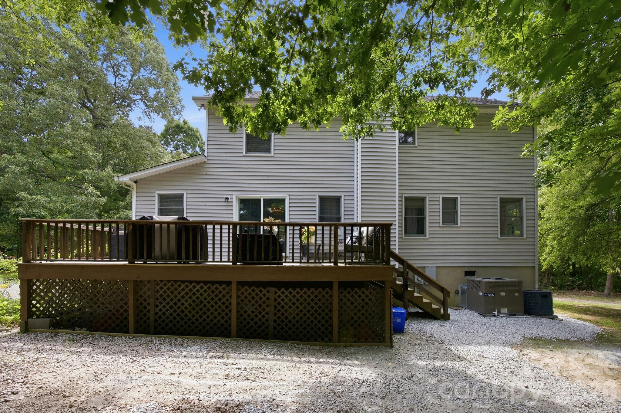6375 Royal Pines Drive — Clover