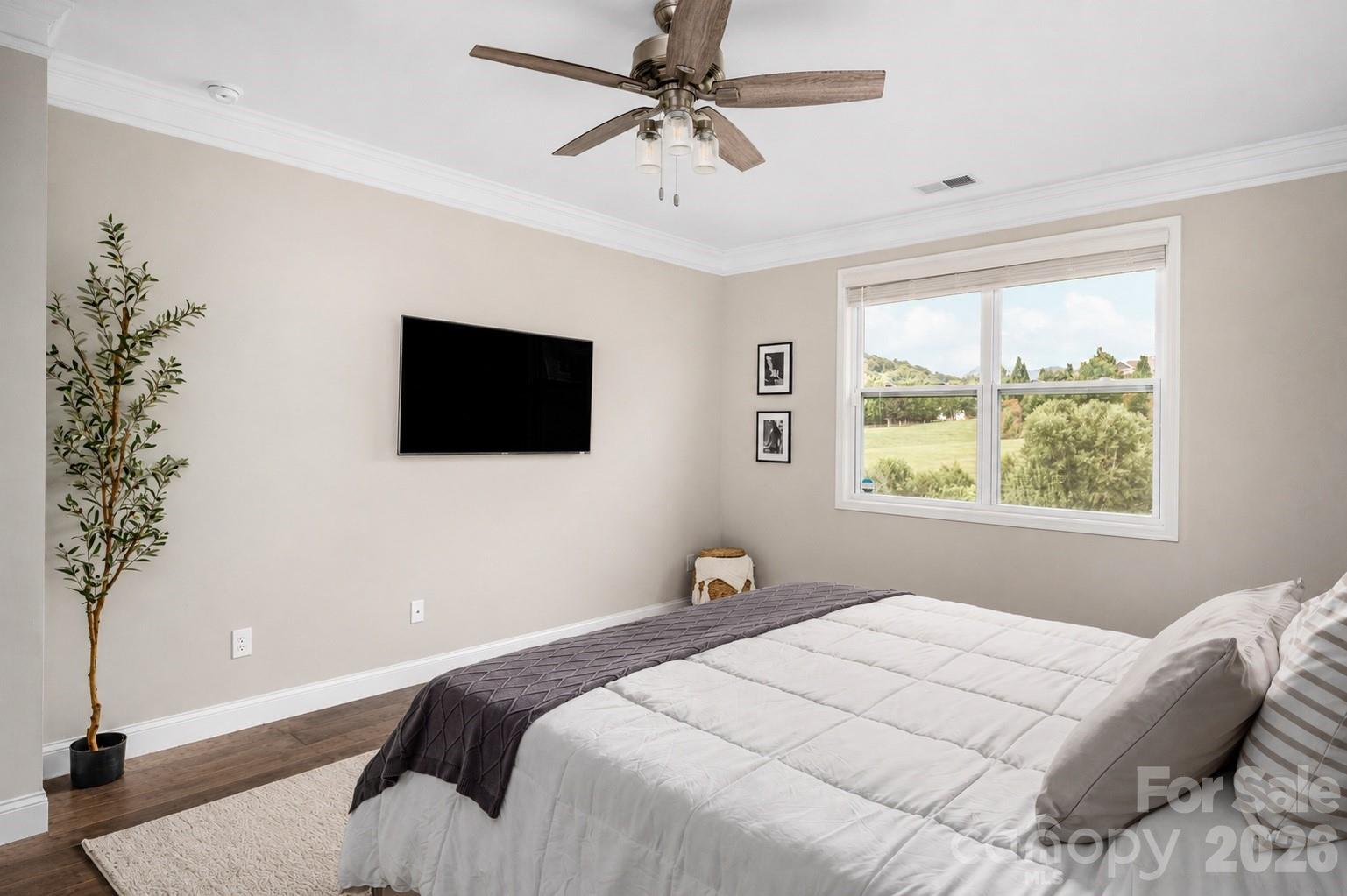 45 Dreambird Drive — Leicester