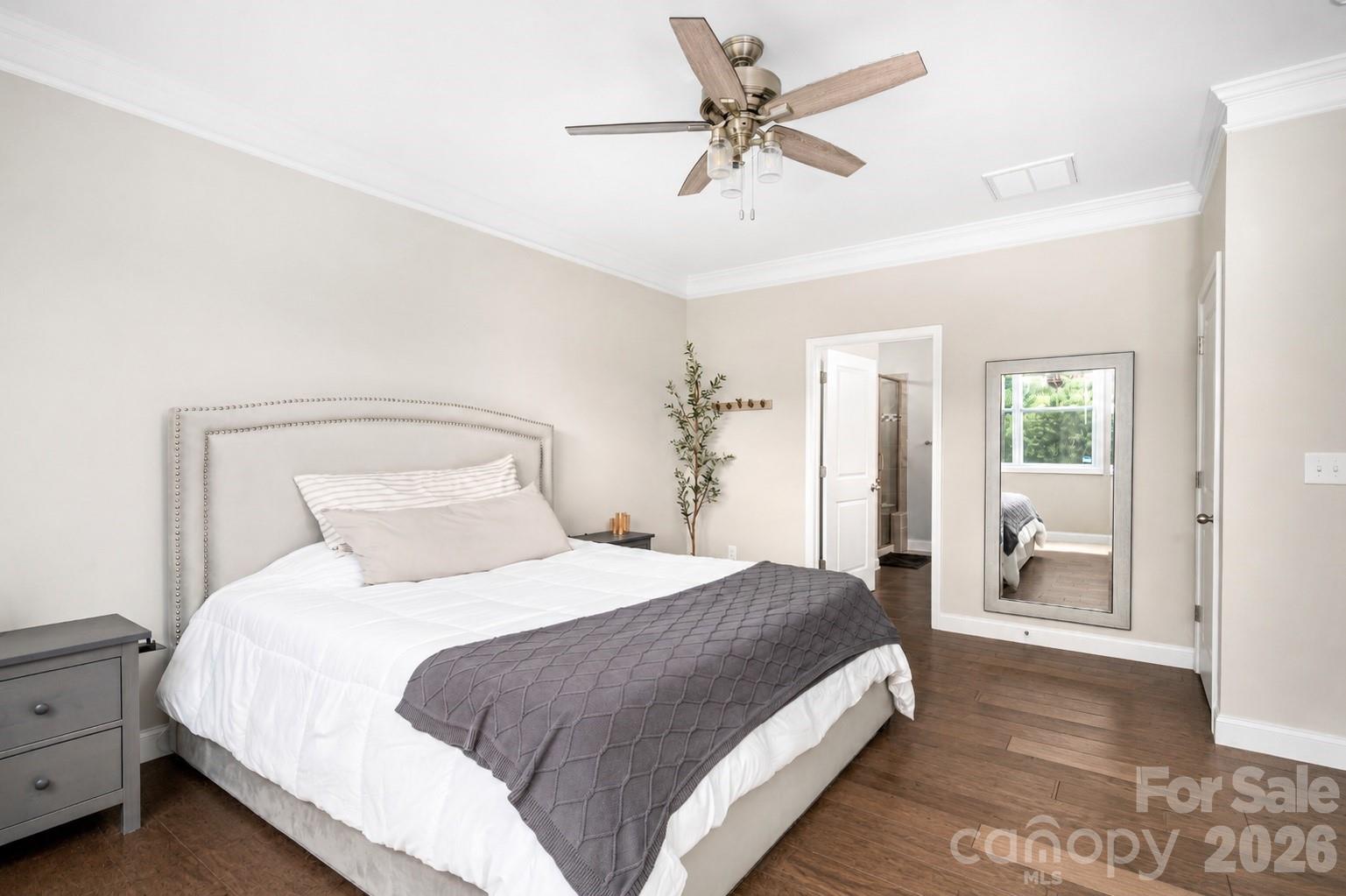 45 Dreambird Drive — Leicester