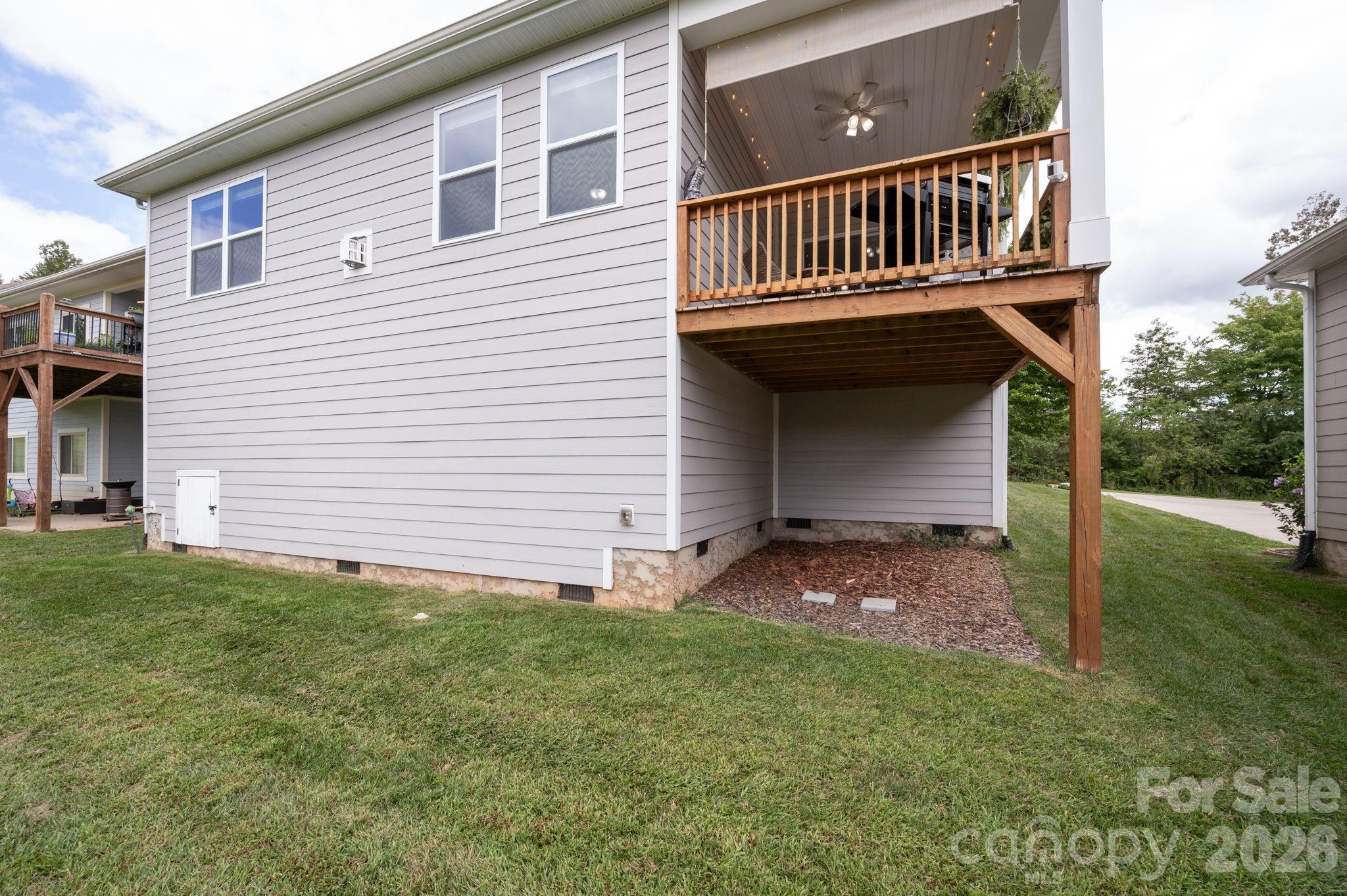 45 Dreambird Drive — Leicester