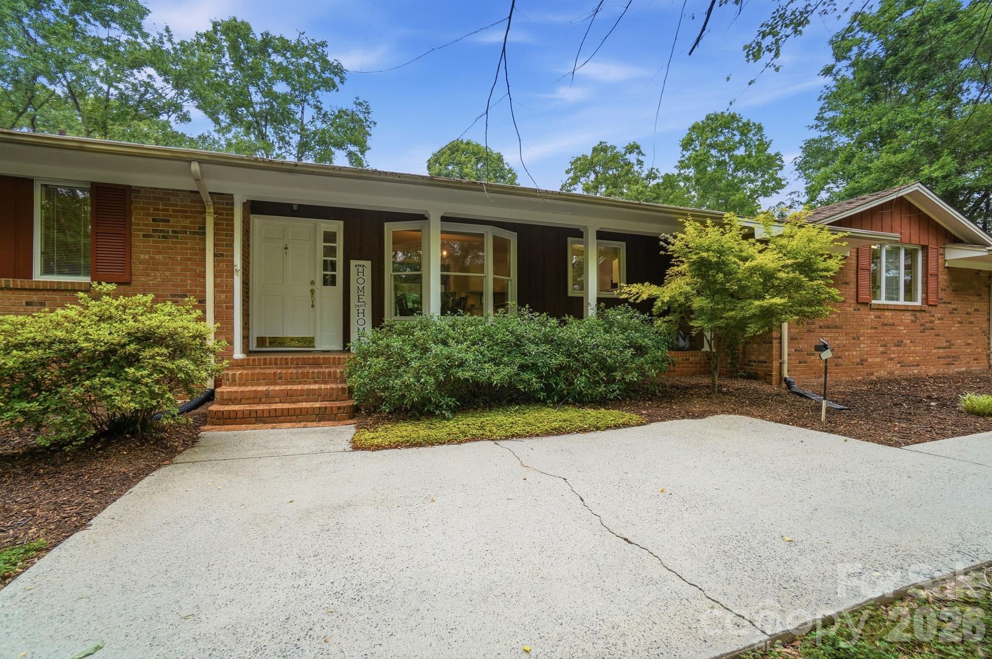 201 Hickory Hill Lane — Stanley