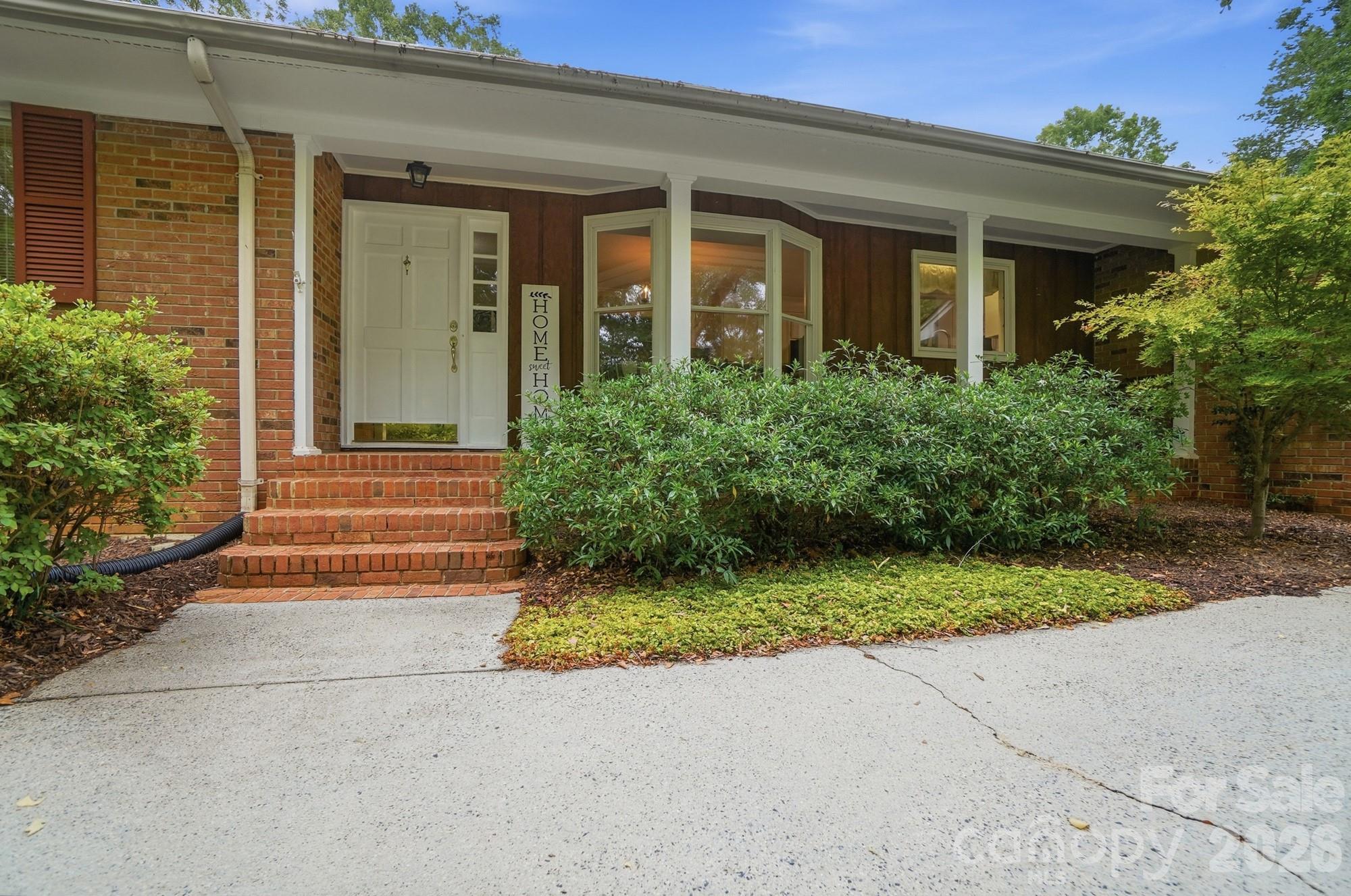 201 Hickory Hill Lane — Stanley