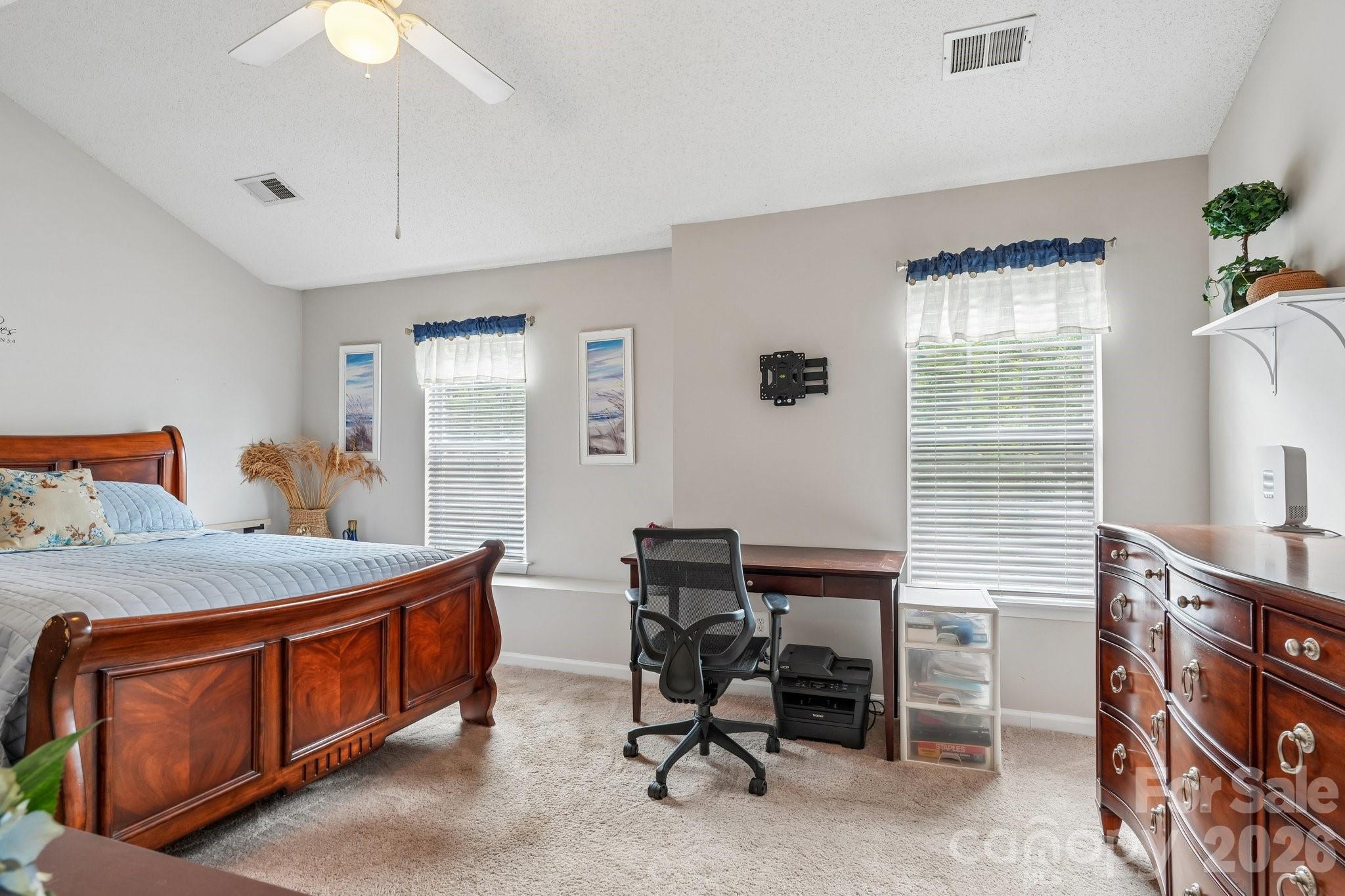 8406 Southgate Commons Drive — Charlotte