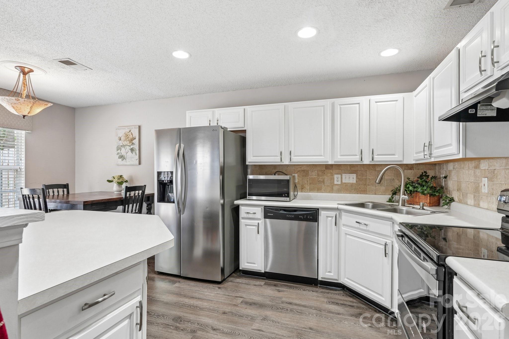 8406 Southgate Commons Drive — Charlotte
