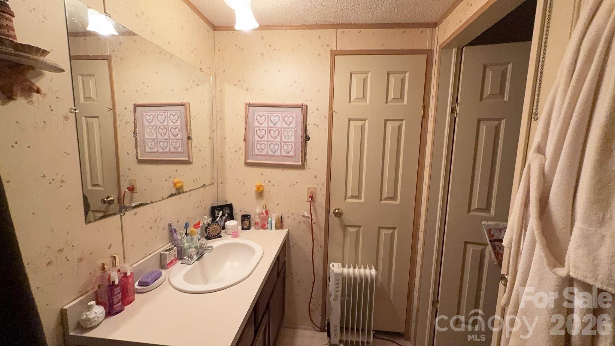 468 Long Branch Road — Green Mountain